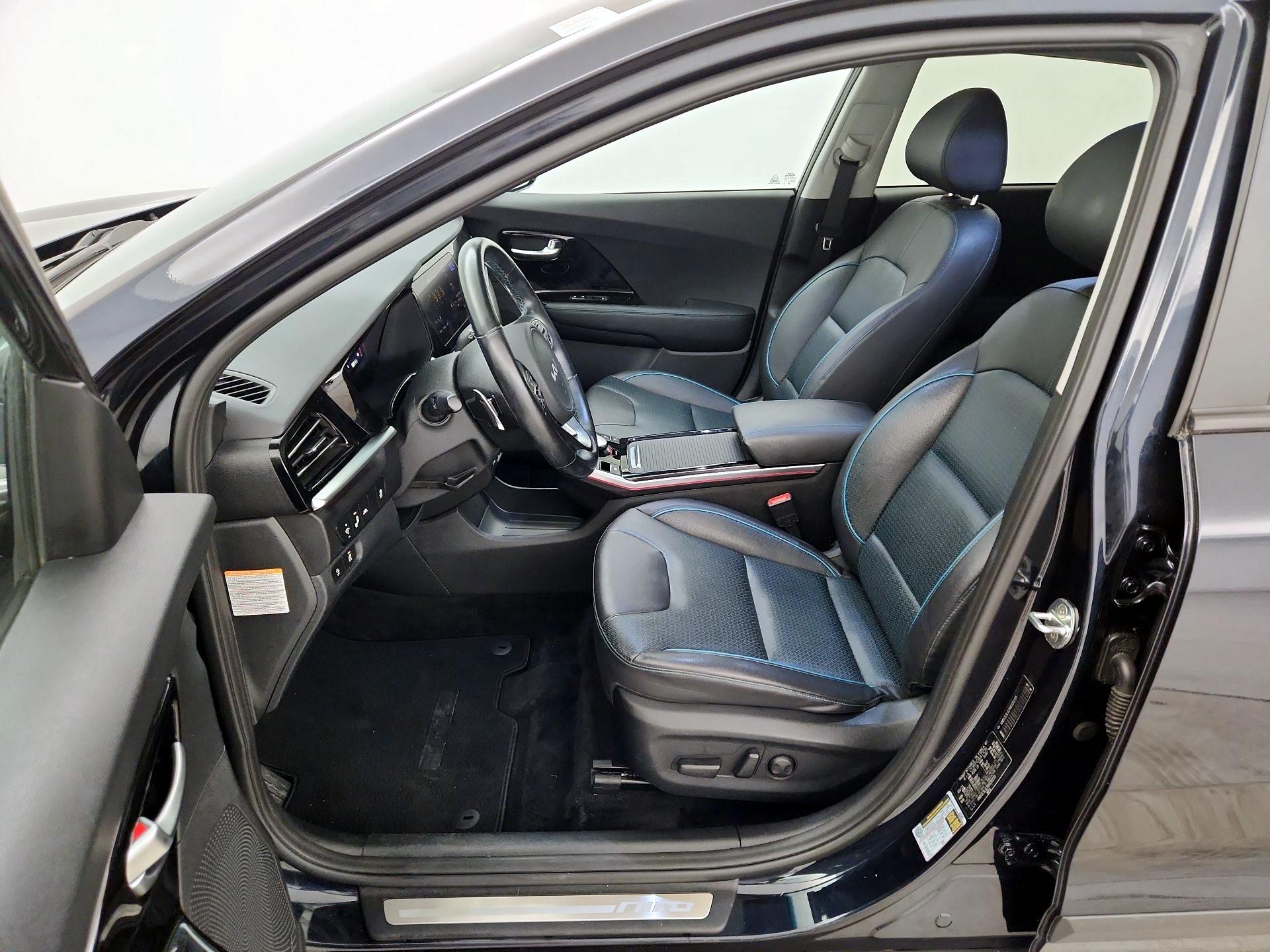 Thumbnail: 2022 Kia Niro - 11