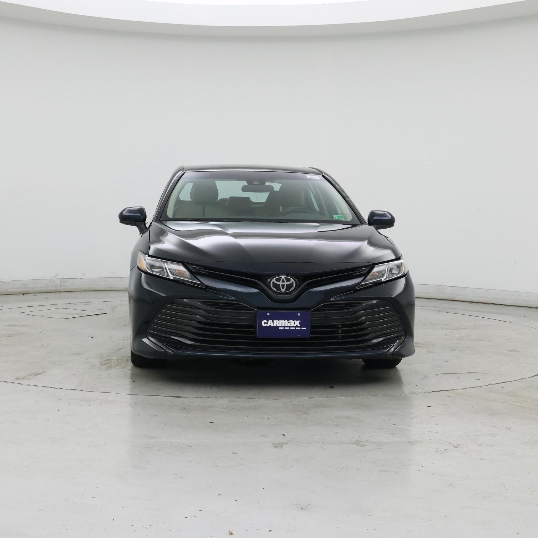 Thumbnail: 2019 Toyota Camry - 5