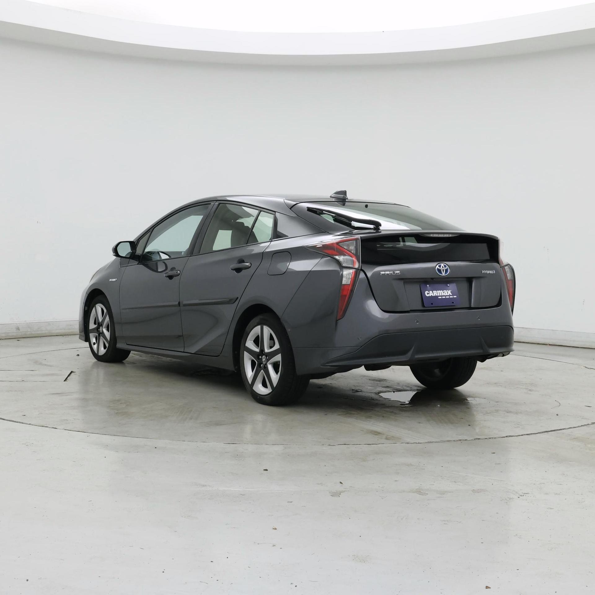 Thumbnail: 2017 Toyota Prius - 2
