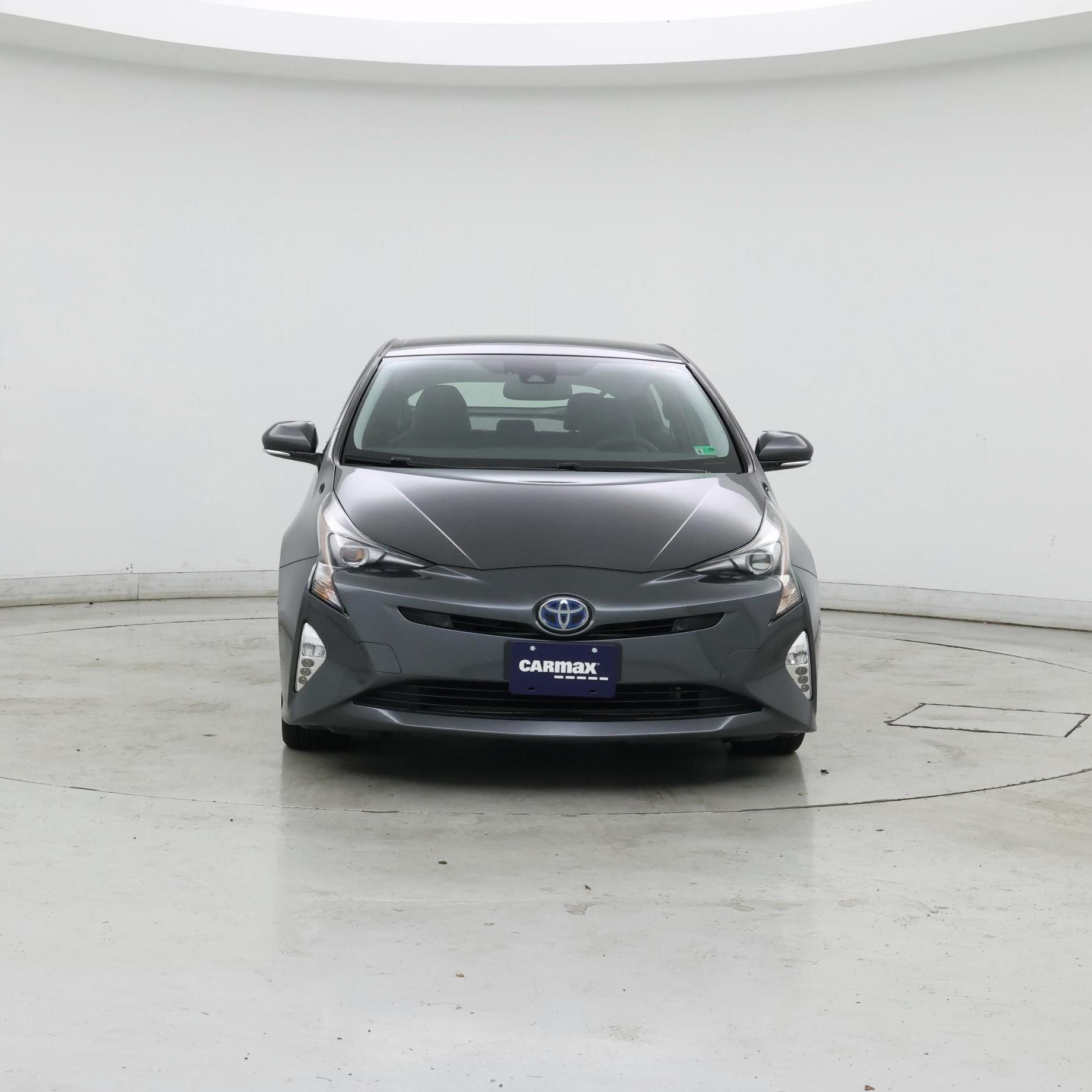 Thumbnail: 2017 Toyota Prius - 5