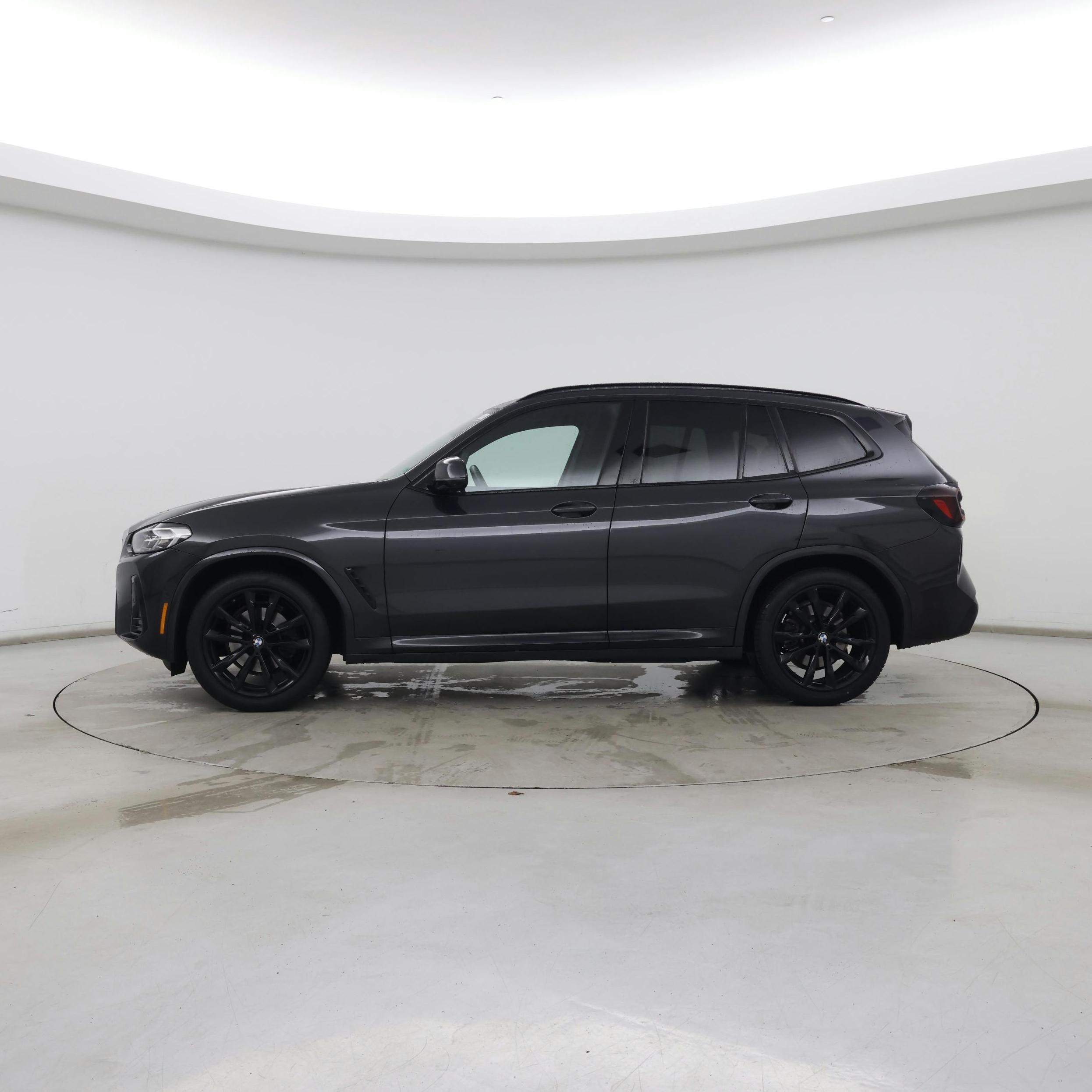 Thumbnail: 2023 BMW X3 - 3