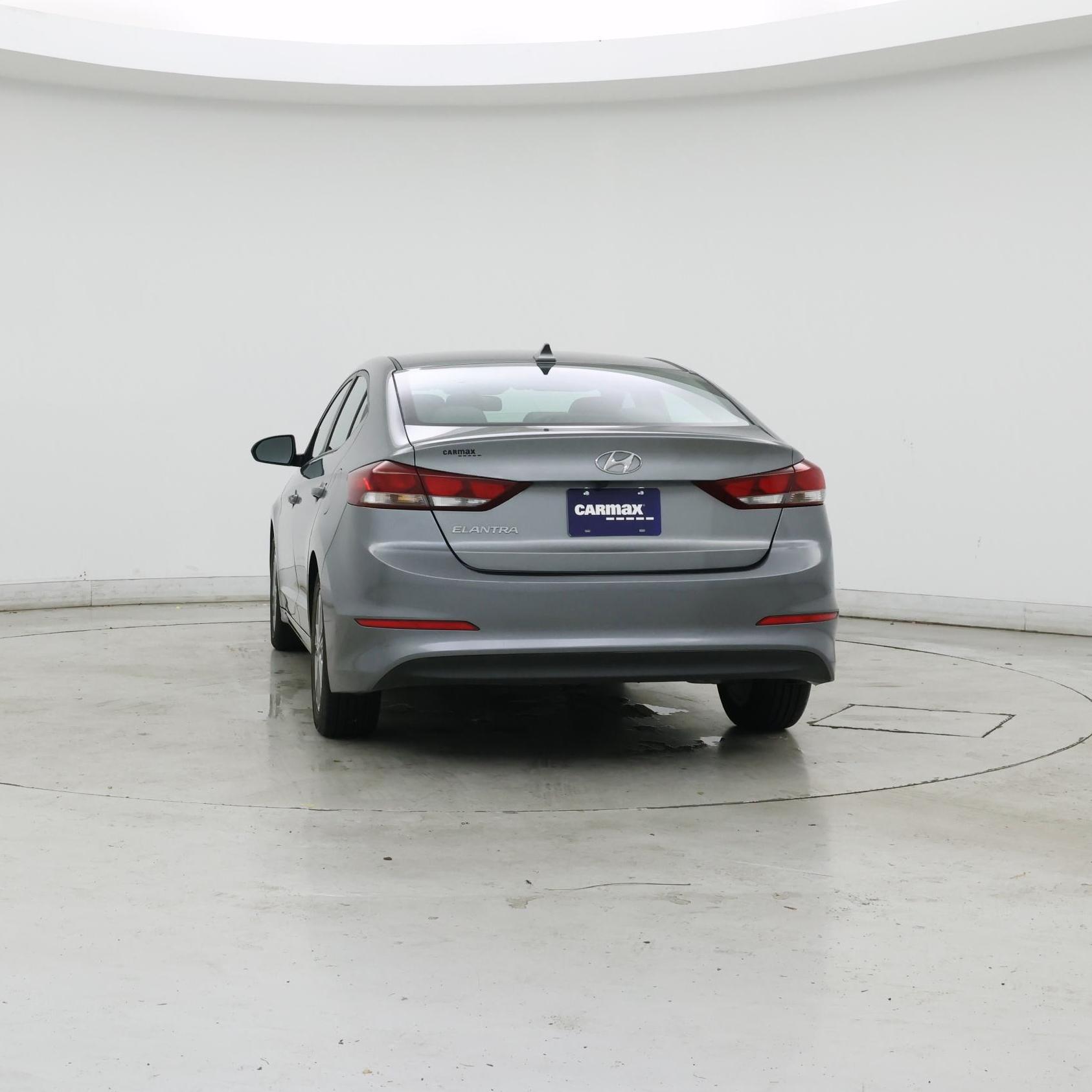 Thumbnail: 2017 Hyundai Elantra - 6