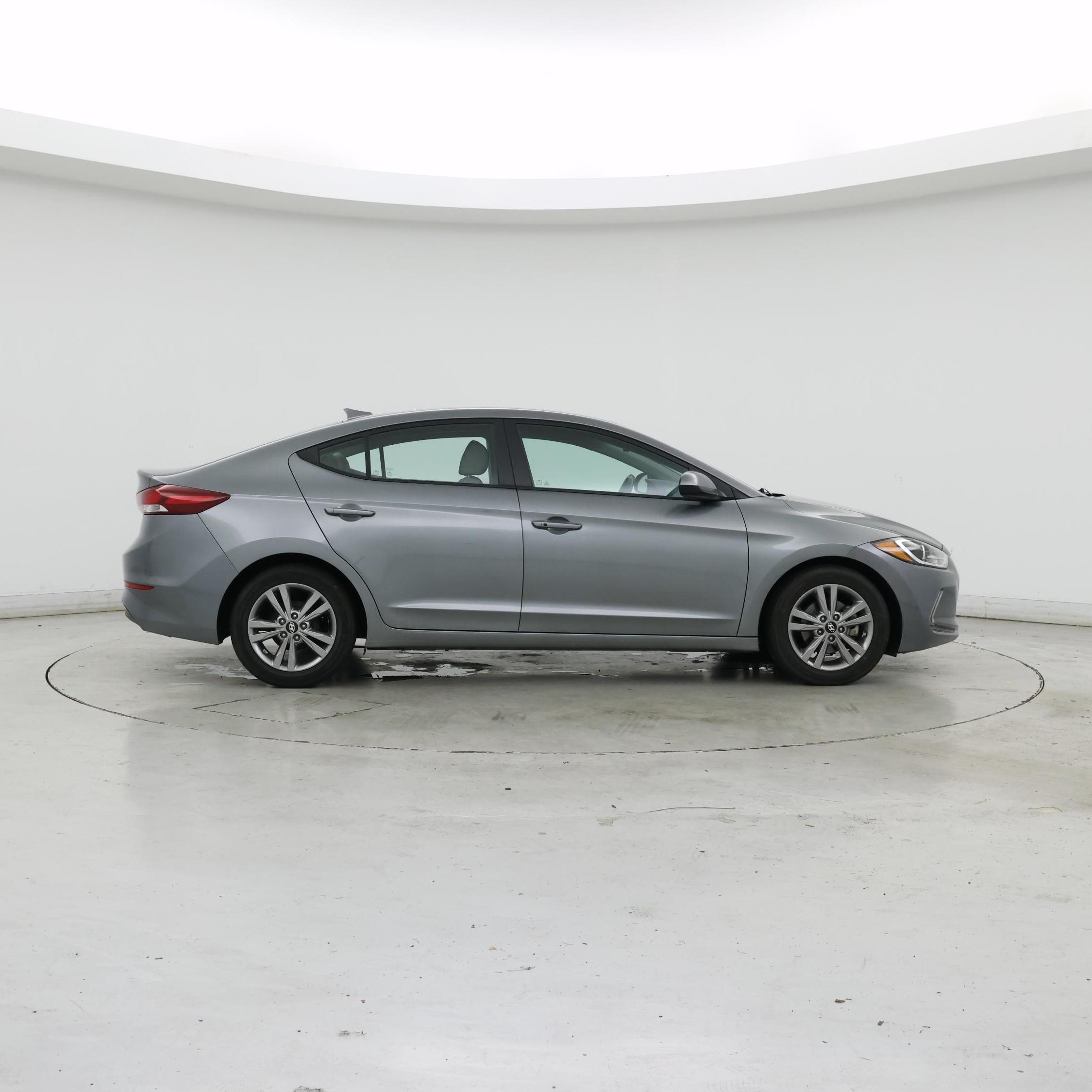 Thumbnail: 2017 Hyundai Elantra - 7