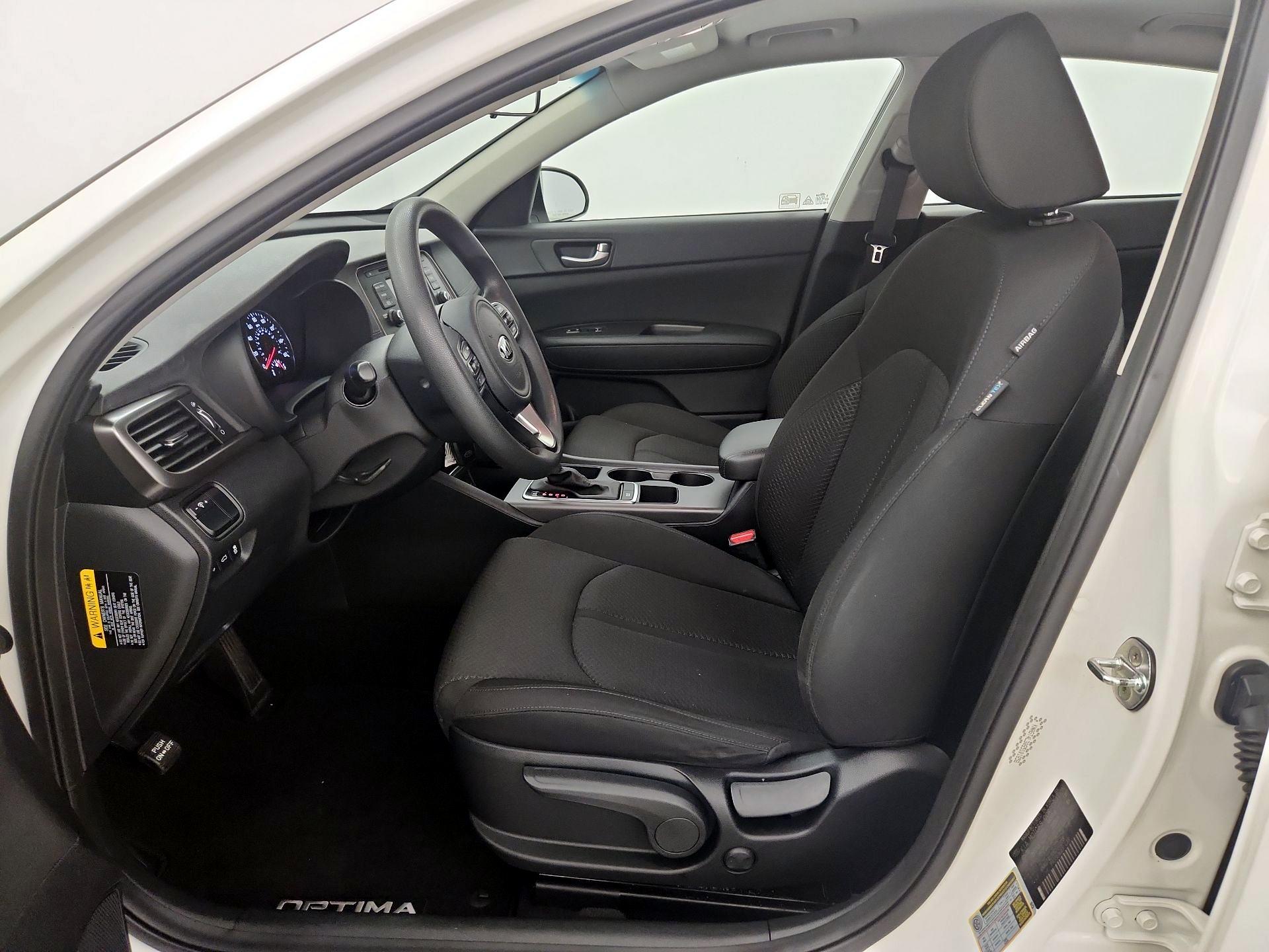 Thumbnail: 2016 Kia Optima - 11