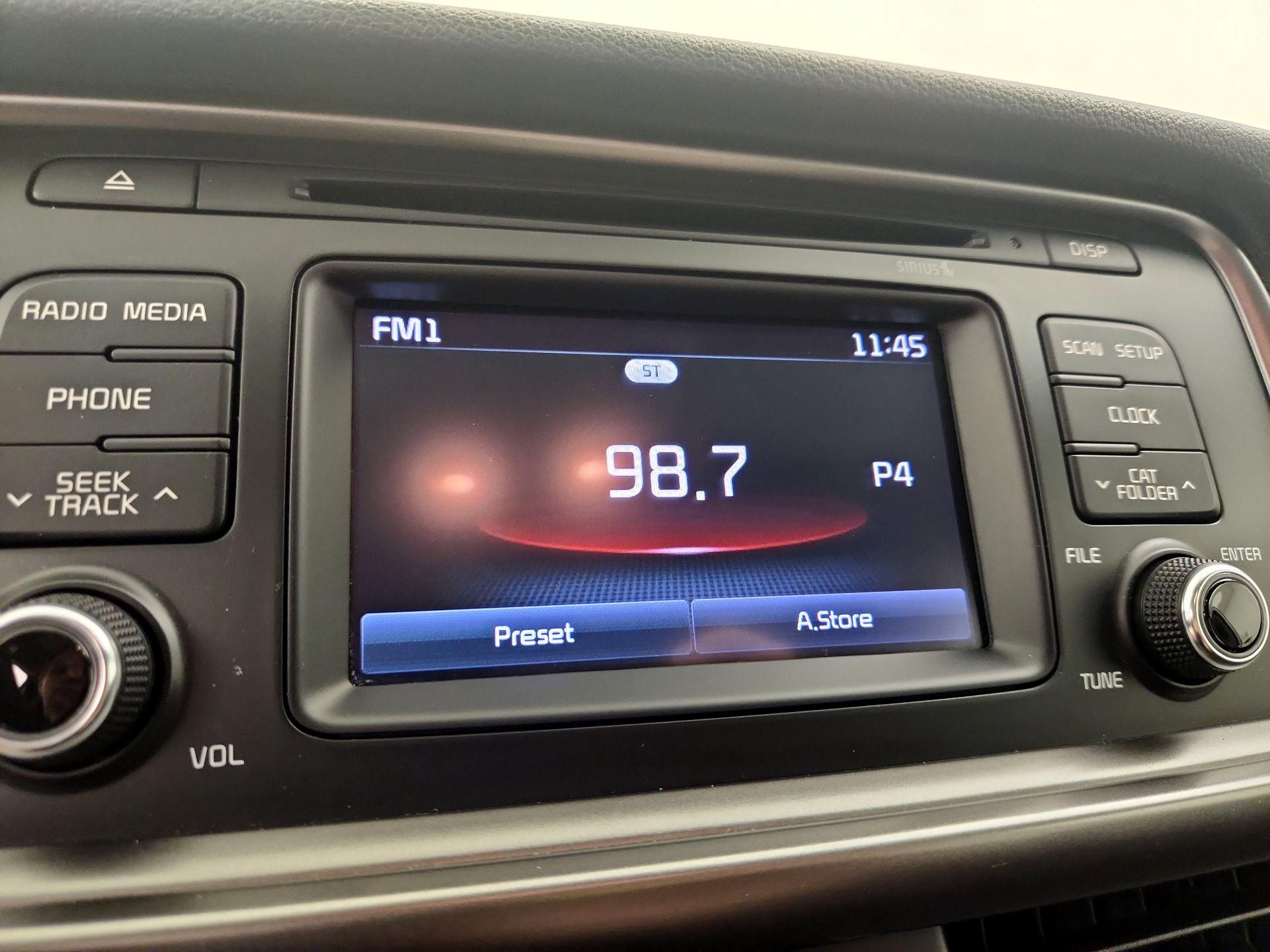 Thumbnail: 2016 Kia Optima - 15