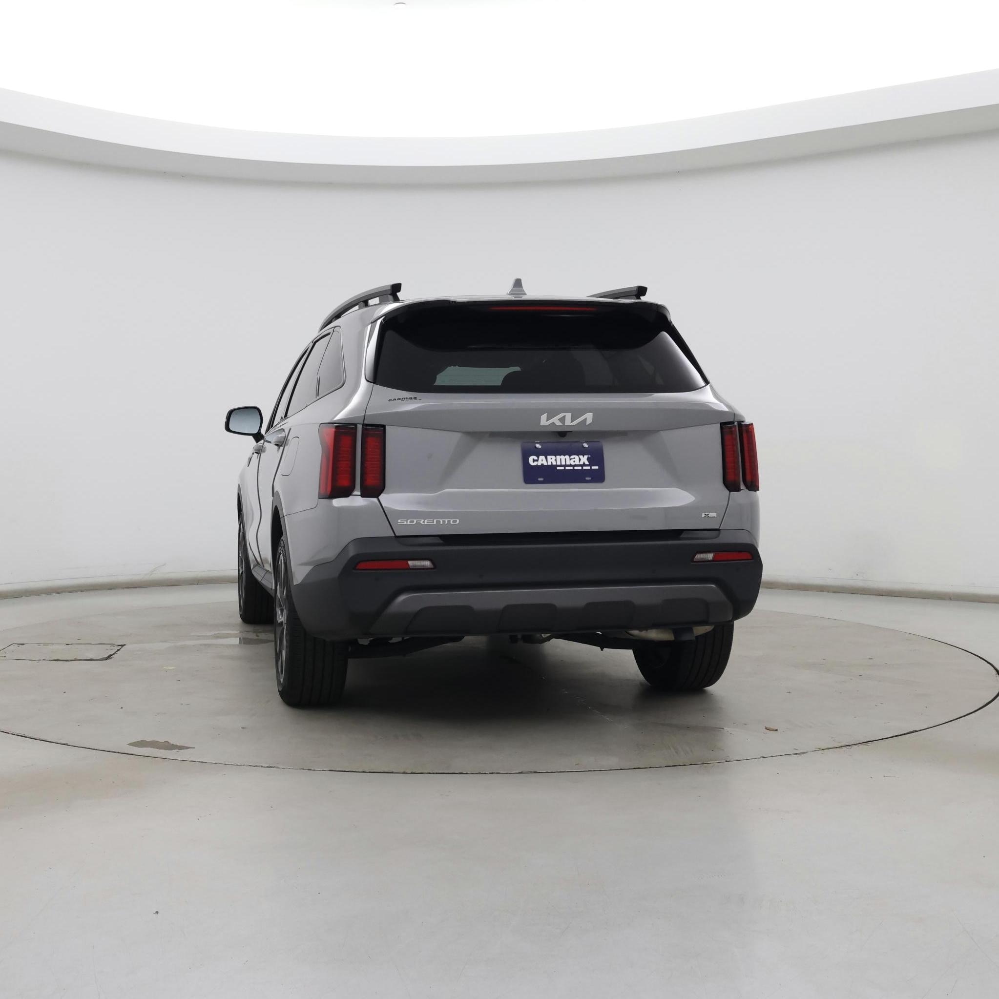 Thumbnail: 2023 Kia Sorento - 6