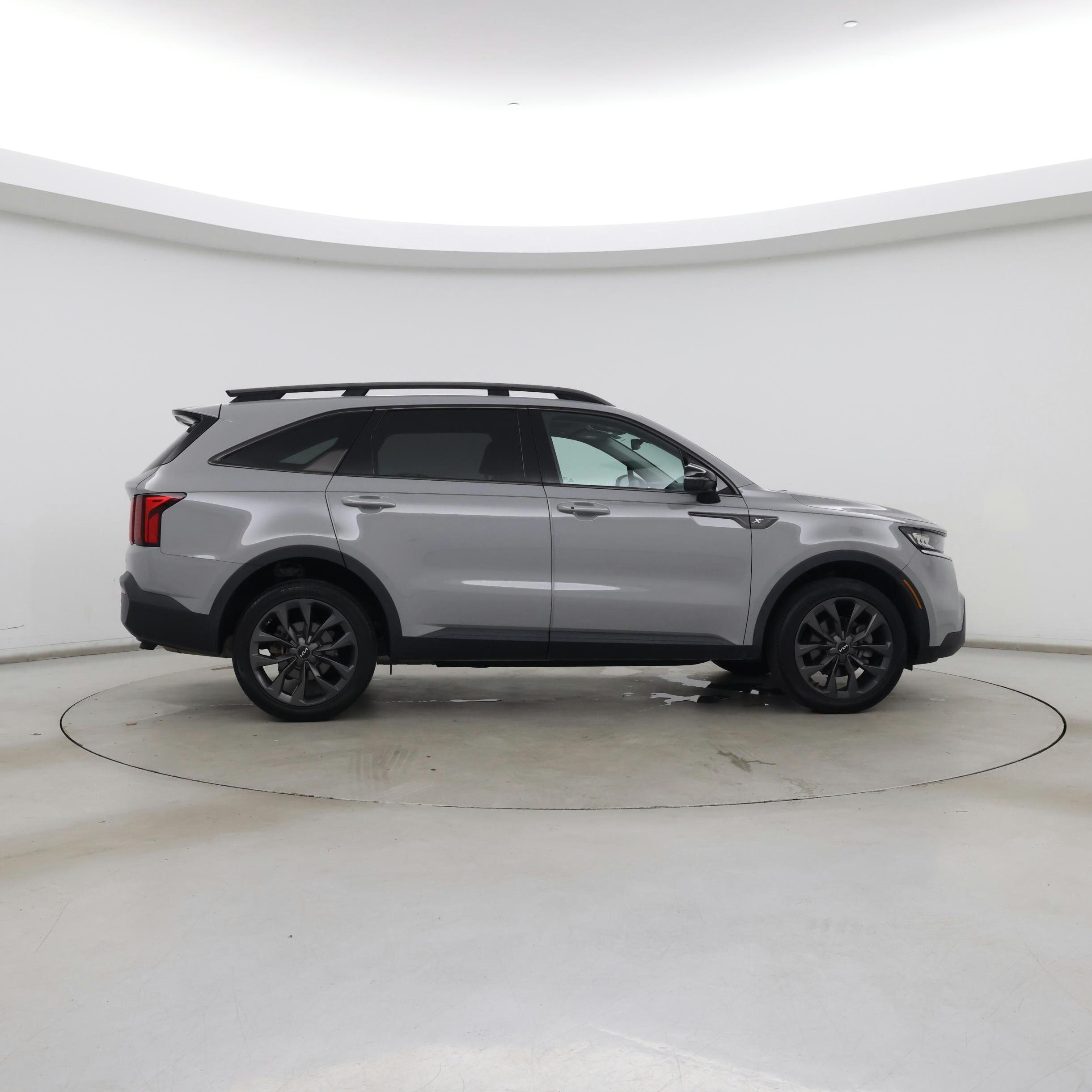 Thumbnail: 2023 Kia Sorento - 7