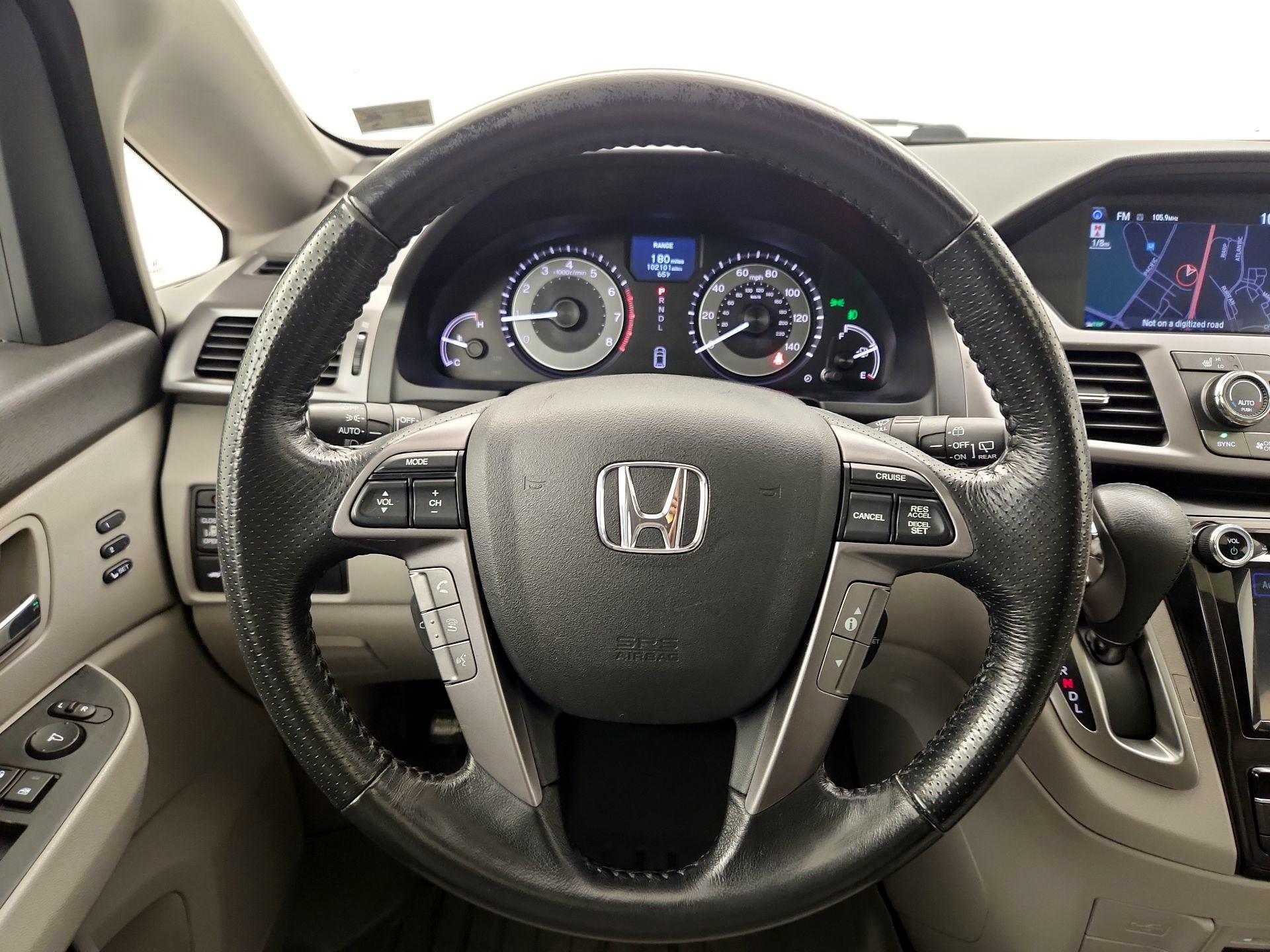 Thumbnail: 2014 Honda Odyssey - 10