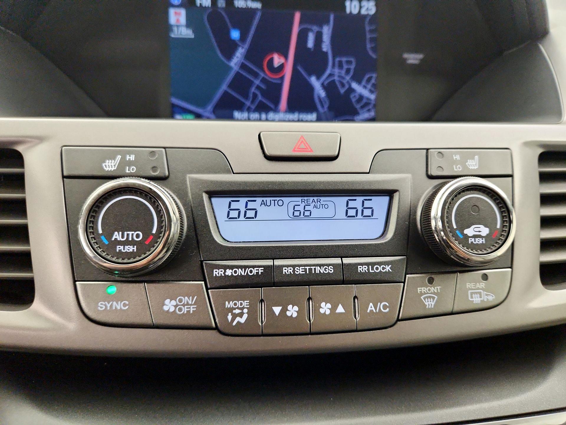 Thumbnail: 2014 Honda Odyssey - 17
