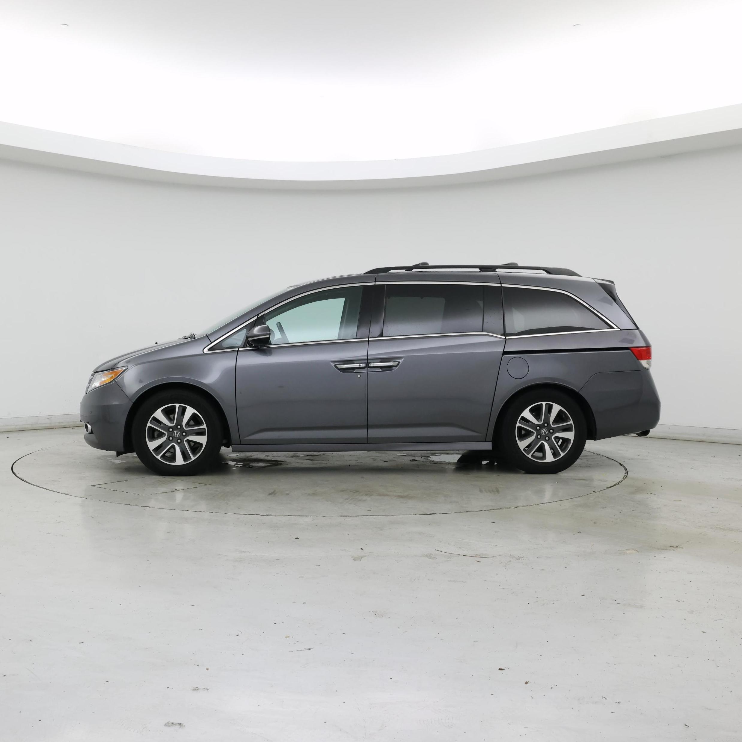 Thumbnail: 2014 Honda Odyssey - 3