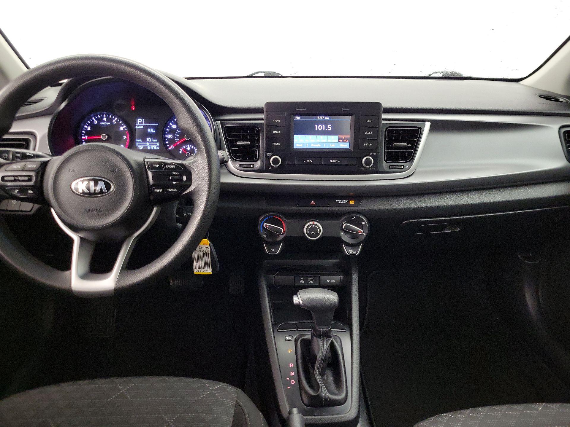 Thumbnail: 2018 Kia Rio - 9