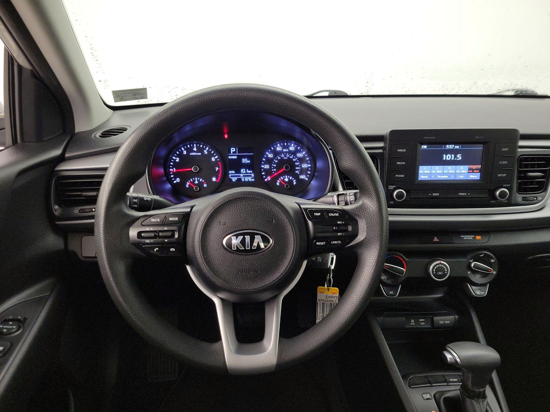 Thumbnail: 2018 Kia Rio - 10