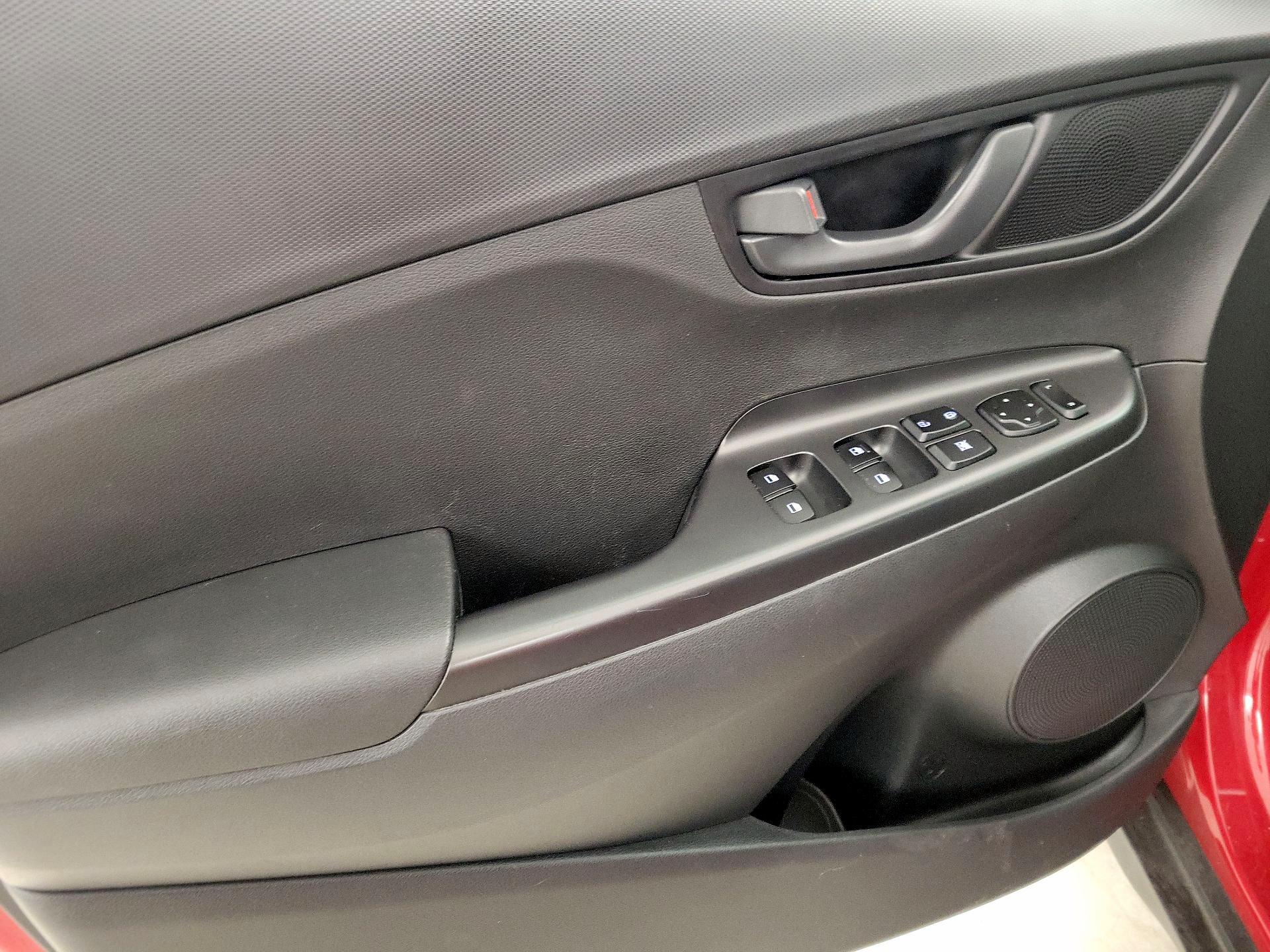 Thumbnail: 2019 Hyundai Kona - 12