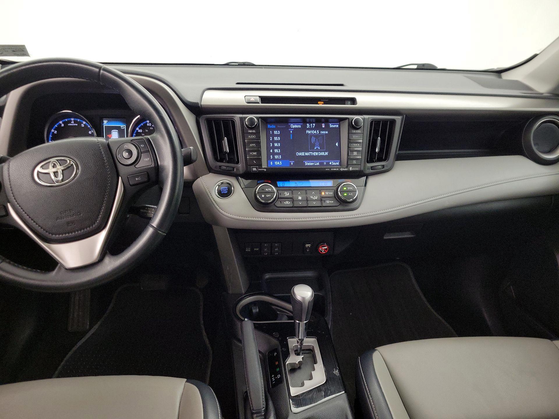 Thumbnail: 2016 Toyota RAV4 - 9