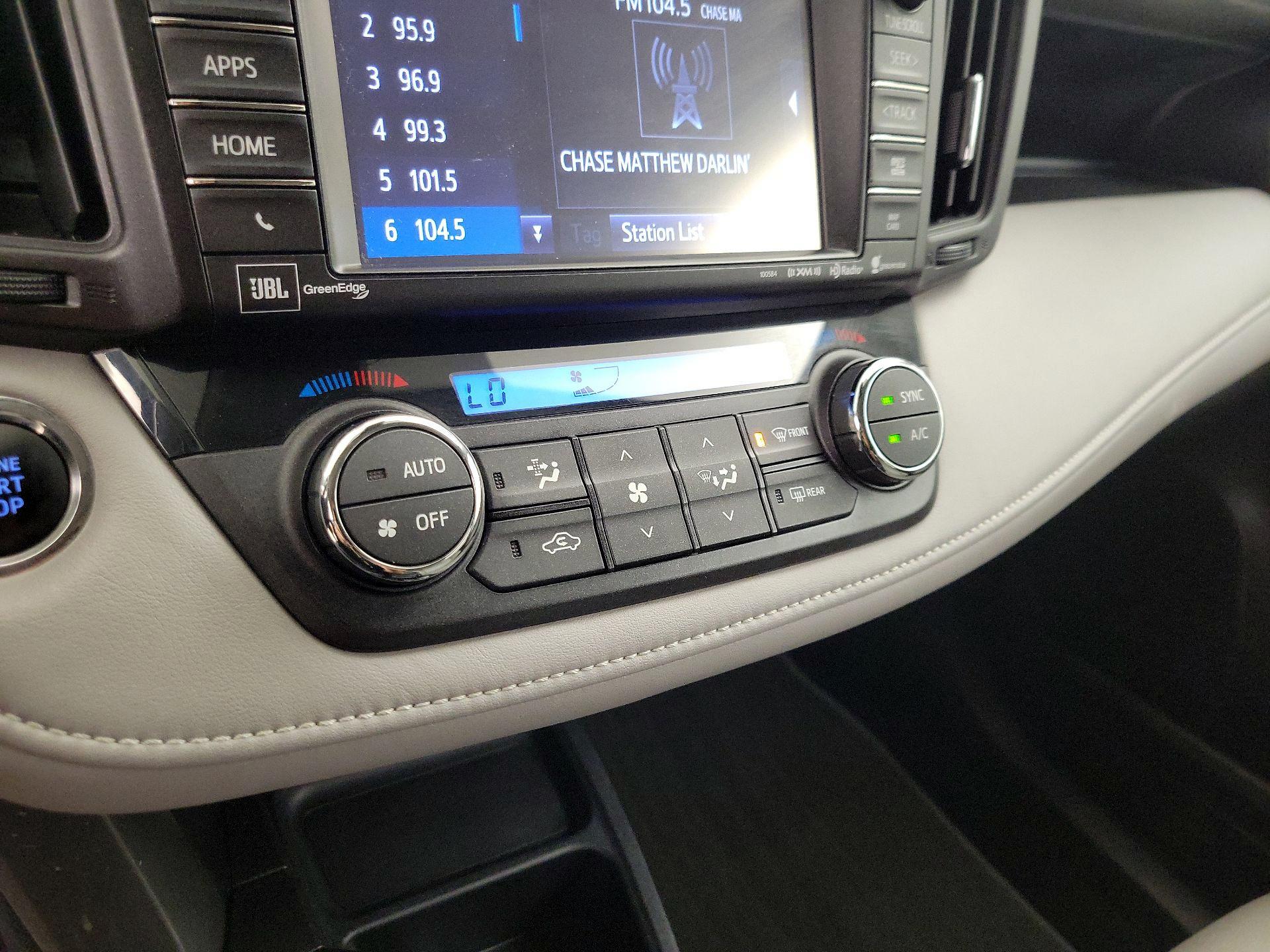 Thumbnail: 2016 Toyota RAV4 - 16