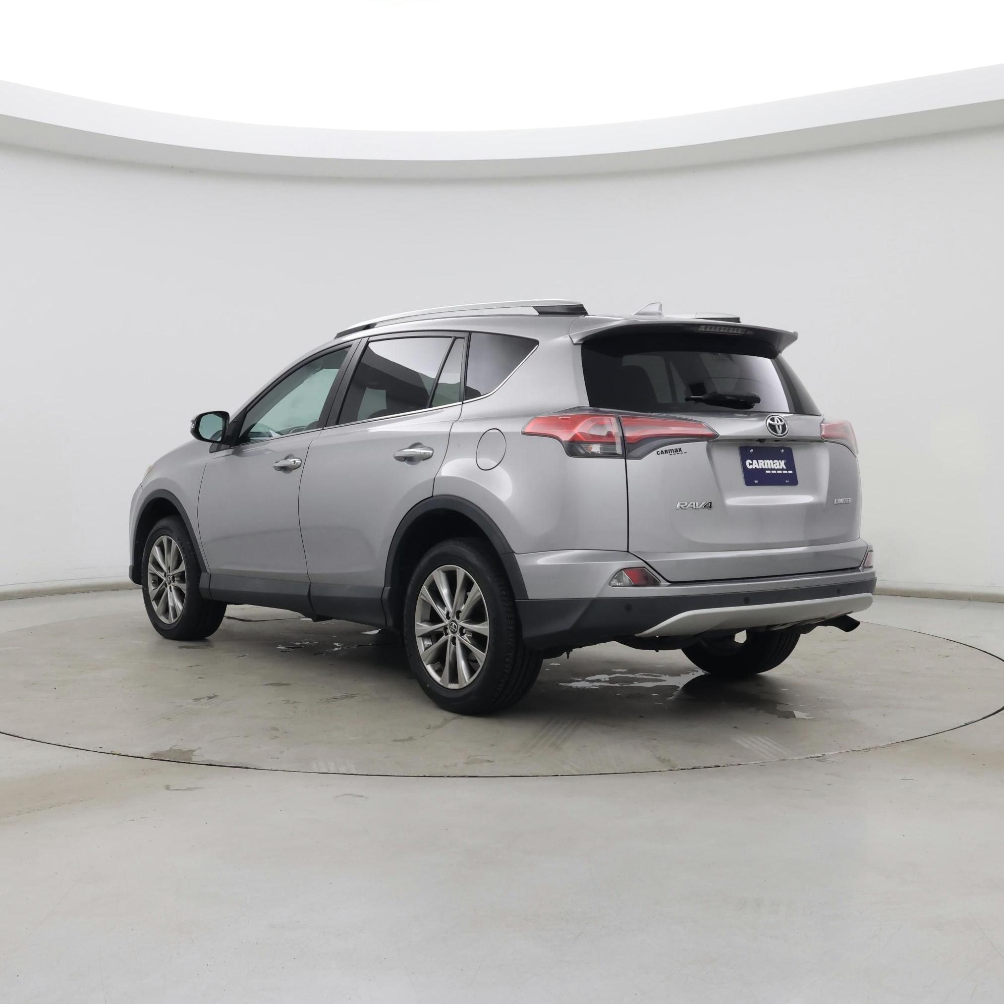 Thumbnail: 2016 Toyota RAV4 - 2