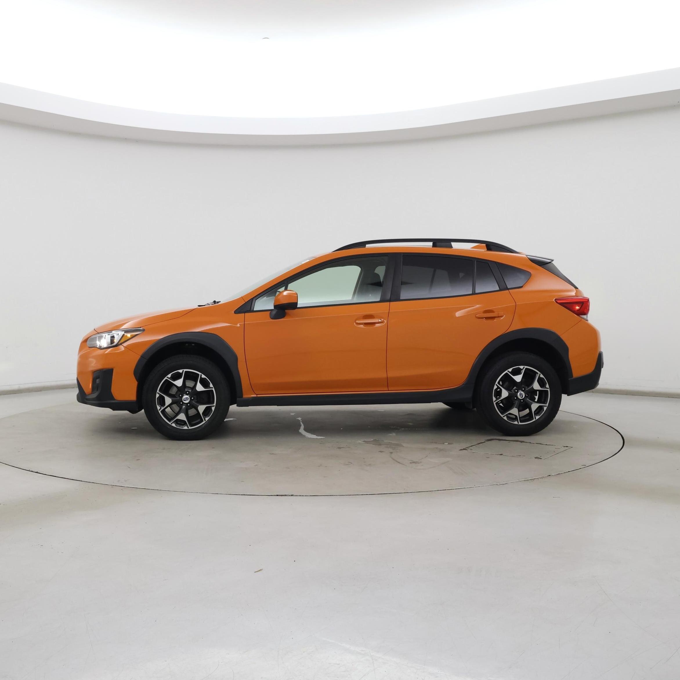 Thumbnail: 2018 Subaru Crosstrek - 3