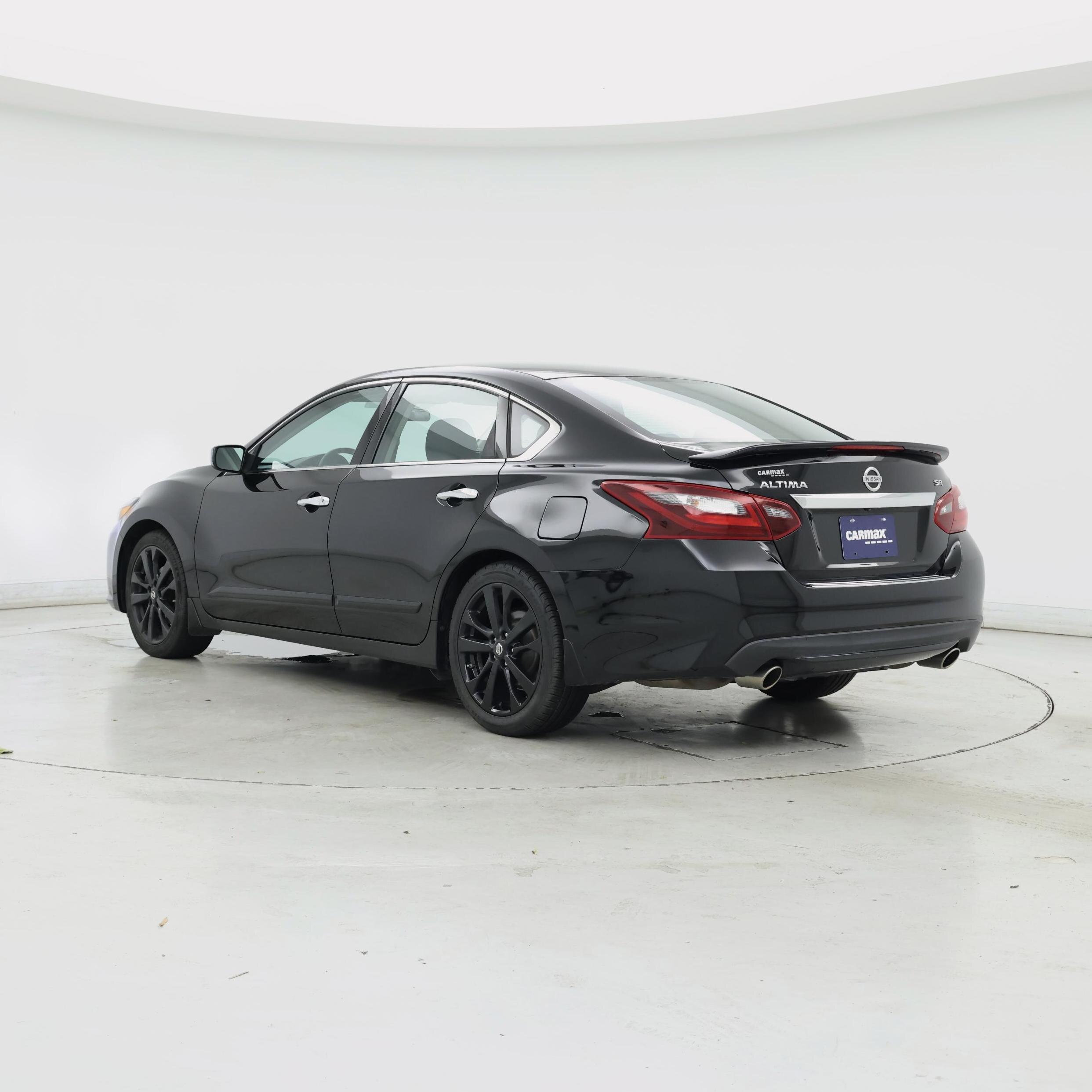 Thumbnail: 2017 Nissan Altima - 2