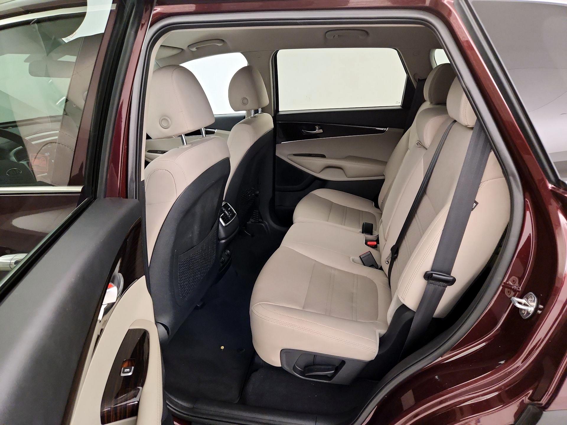 Thumbnail: 2020 Kia Sorento - 19