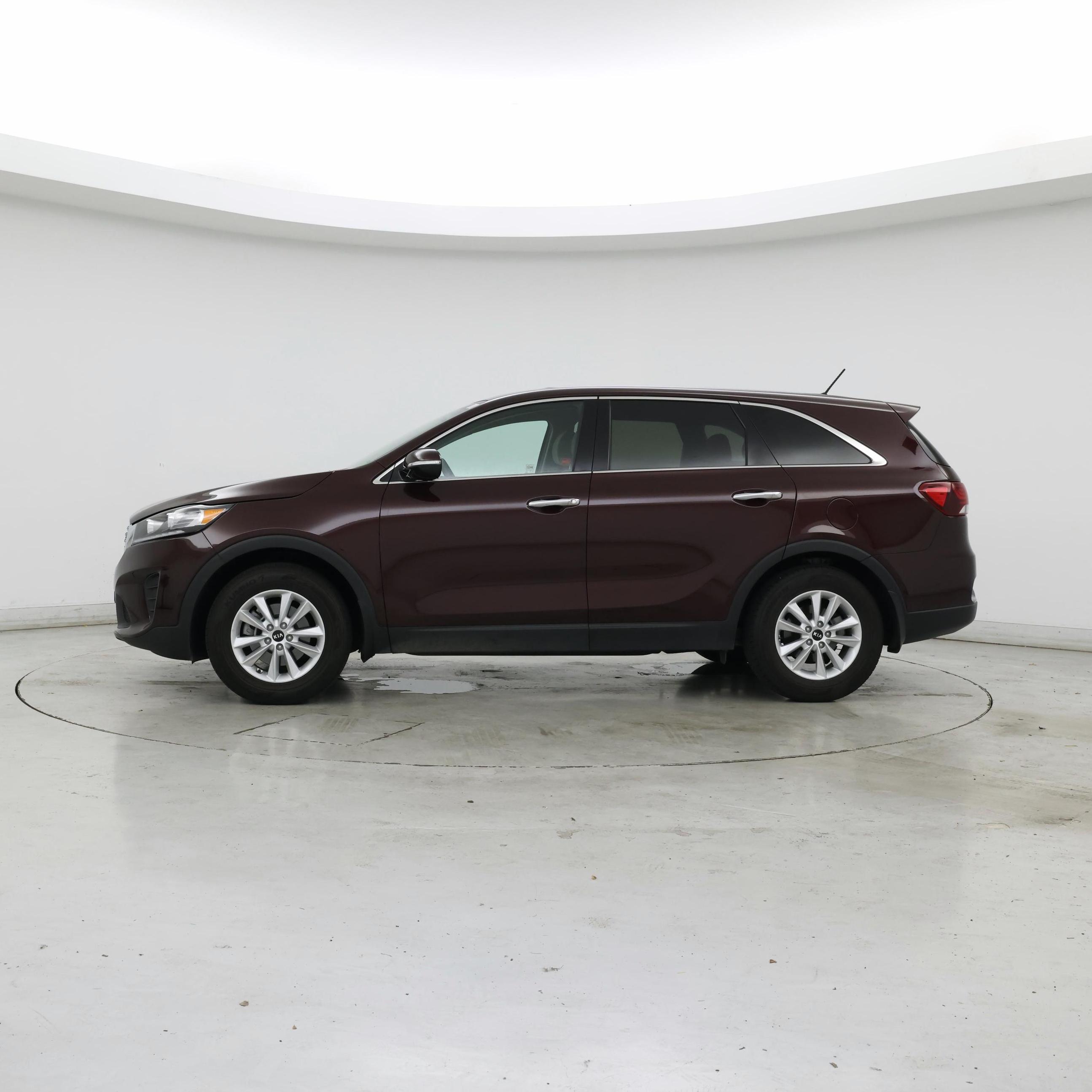 Thumbnail: 2020 Kia Sorento - 3