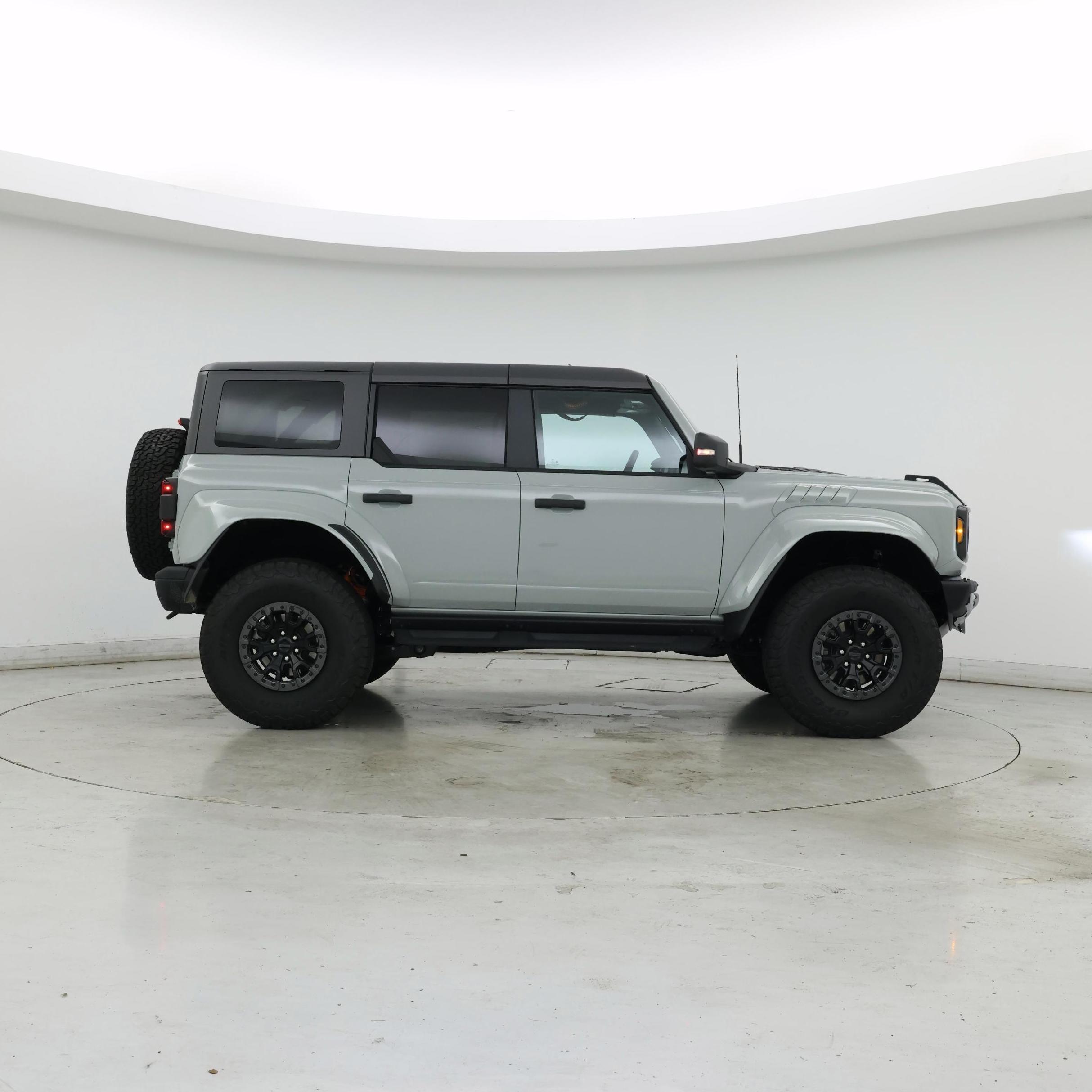 Thumbnail: 2024 Ford Bronco - 7