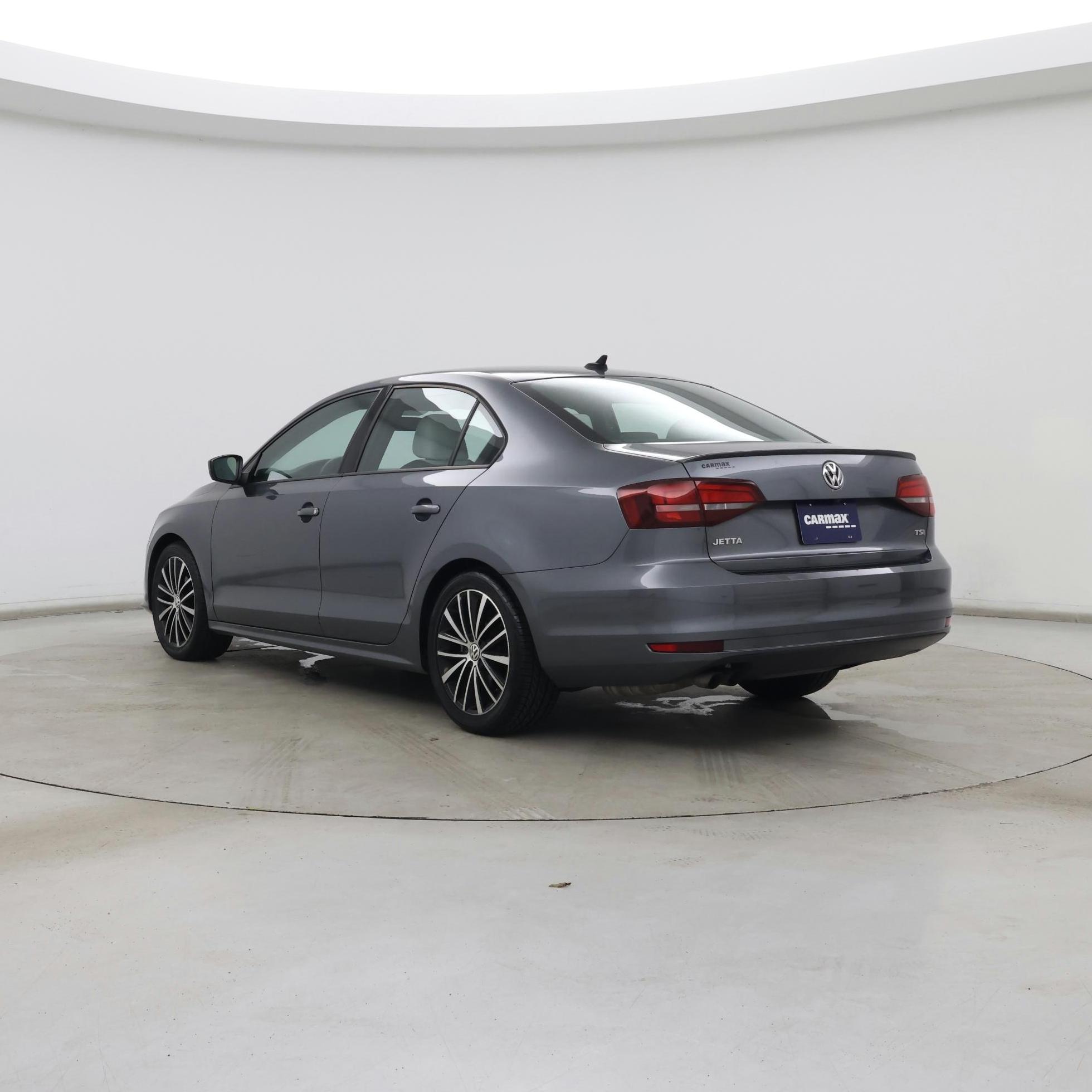 Thumbnail: 2016 Volkswagen Jetta - 2
