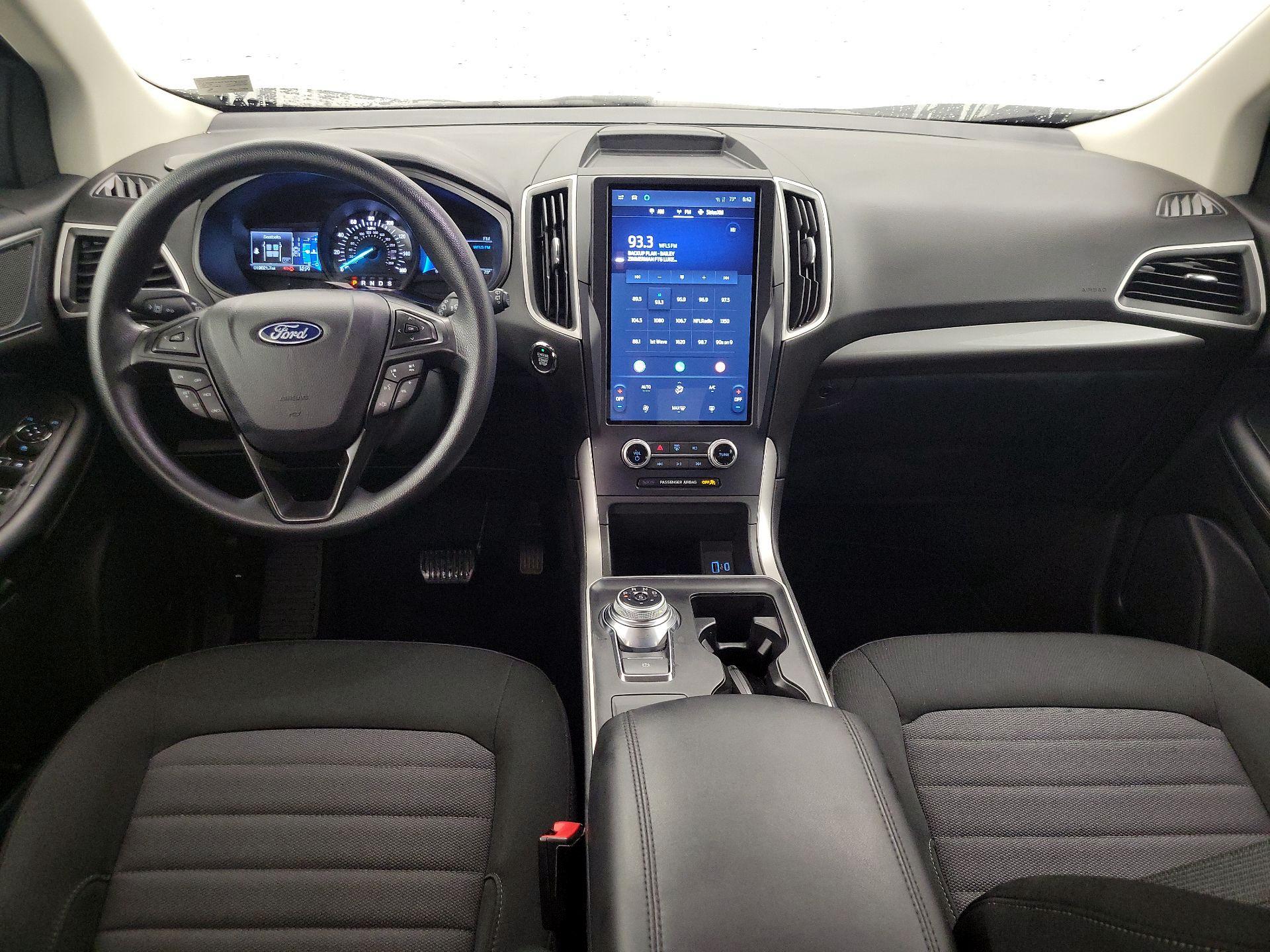 Thumbnail: 2023 Ford Edge - 9