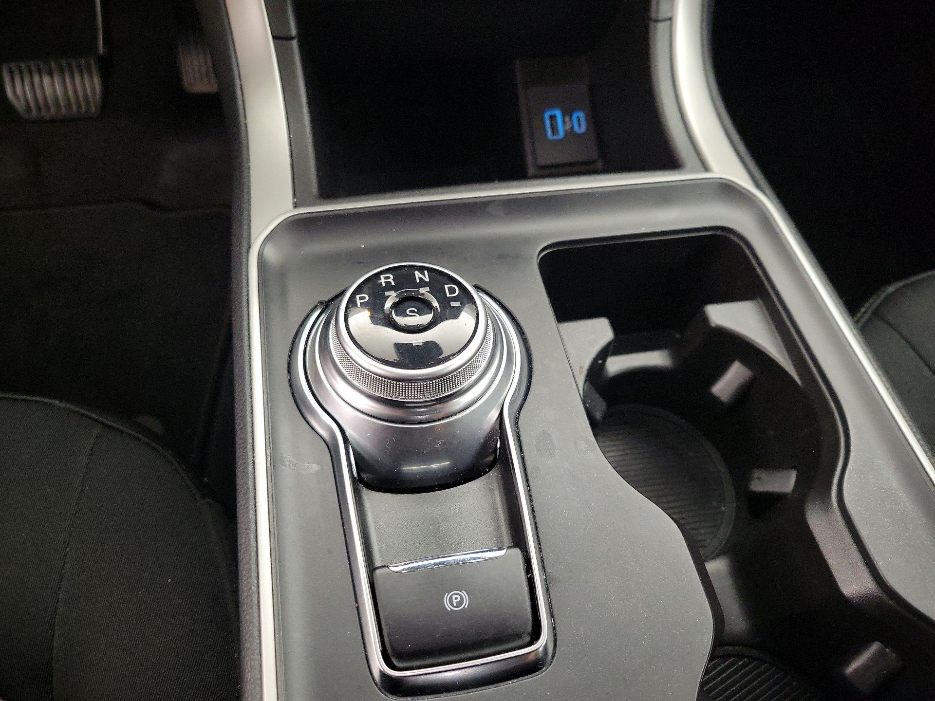 Thumbnail: 2023 Ford Edge - 17