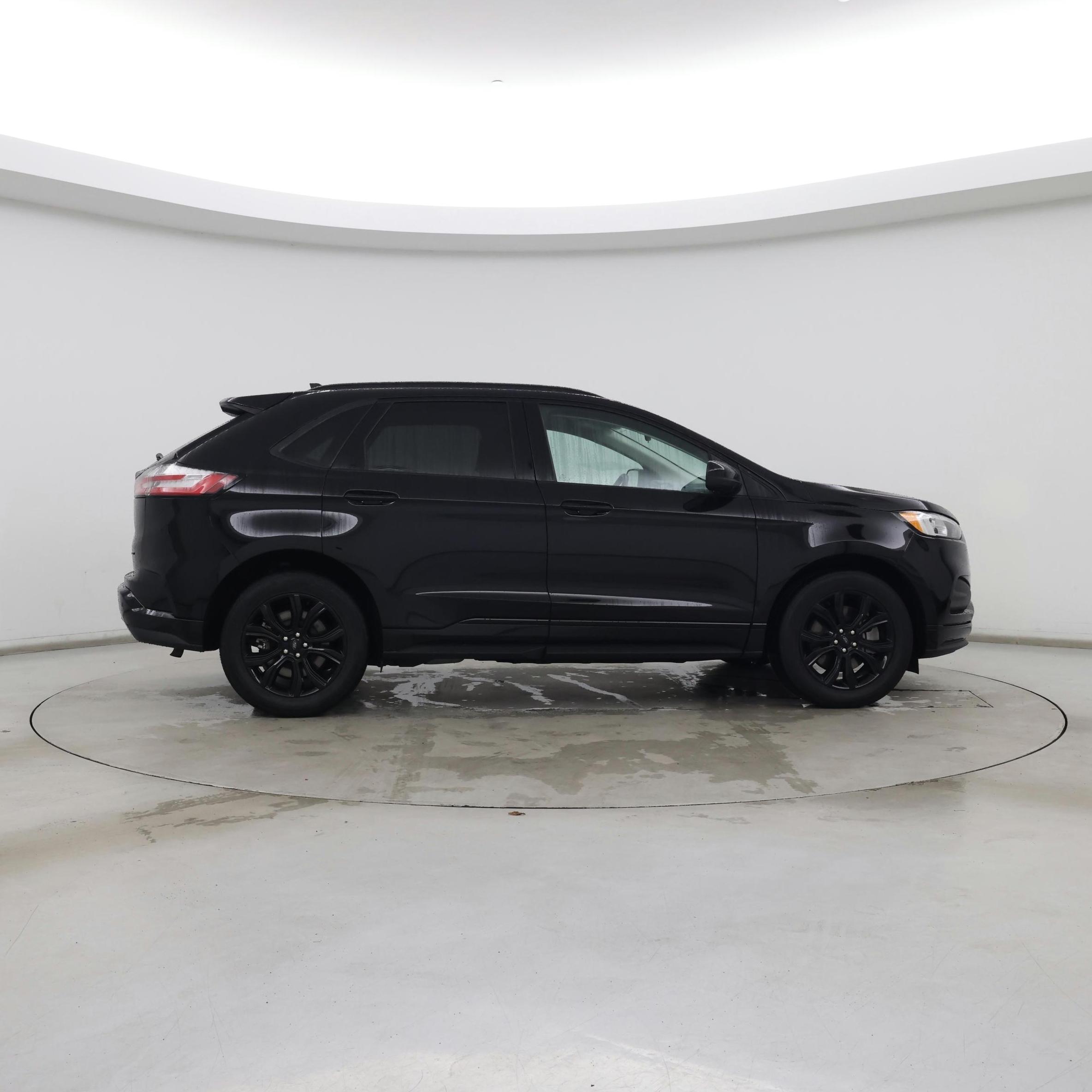 Thumbnail: 2023 Ford Edge - 7