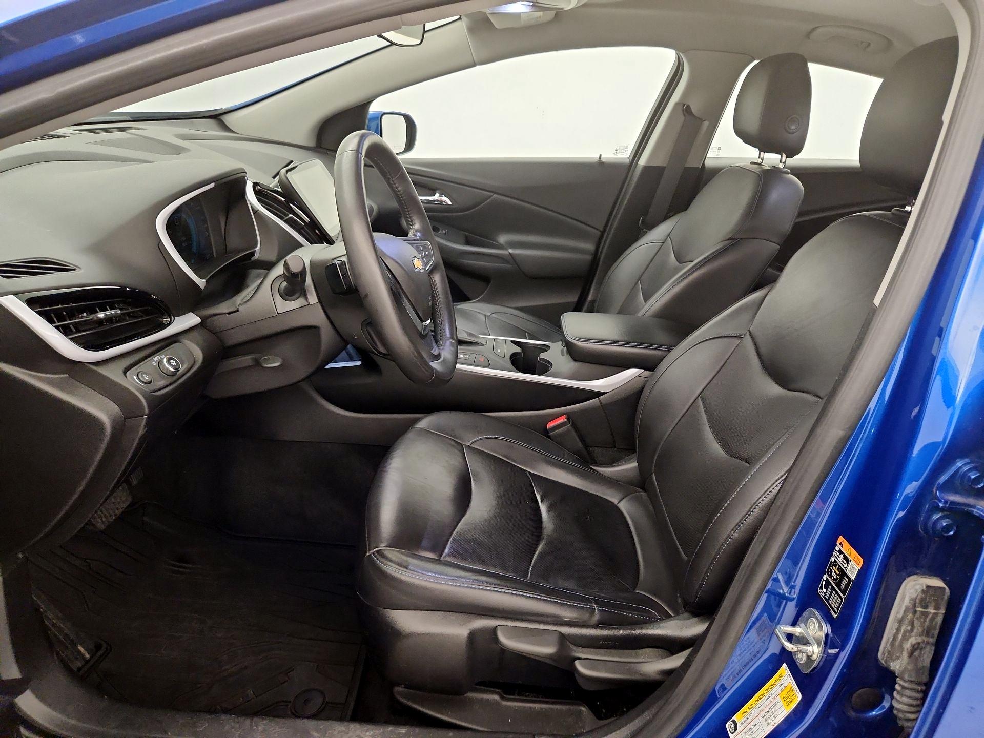 Thumbnail: 2018 Chevrolet Volt - 11
