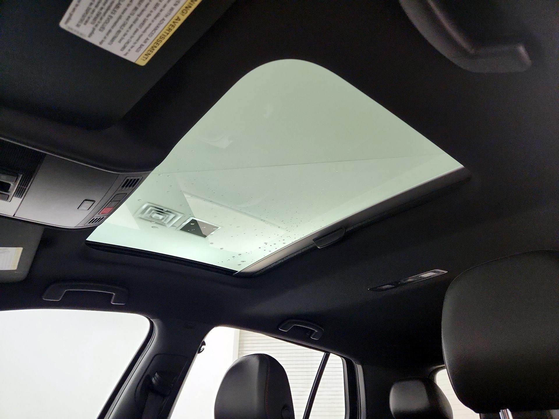 Thumbnail: 2015 Volkswagen Golf - 19