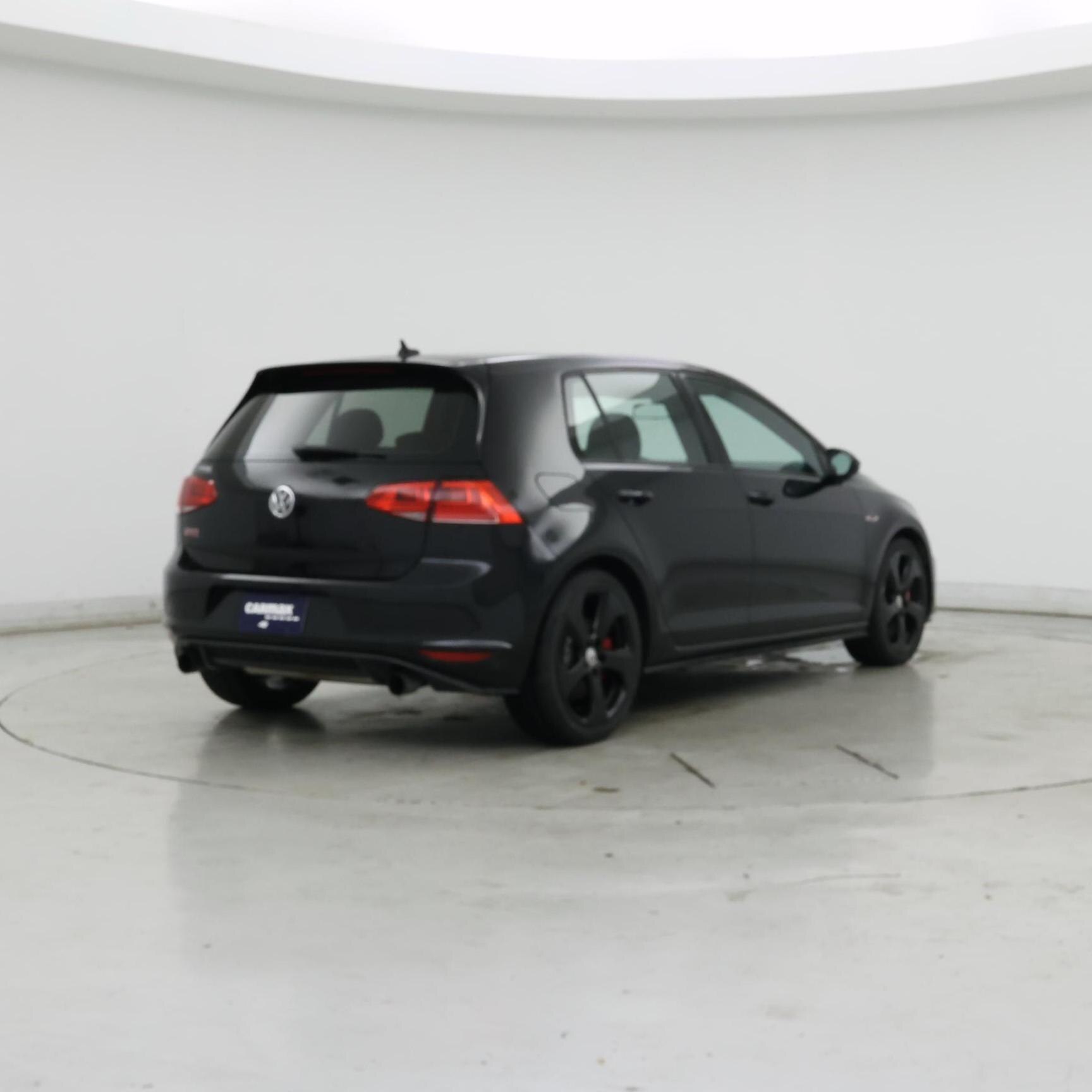 Thumbnail: 2015 Volkswagen Golf - 8