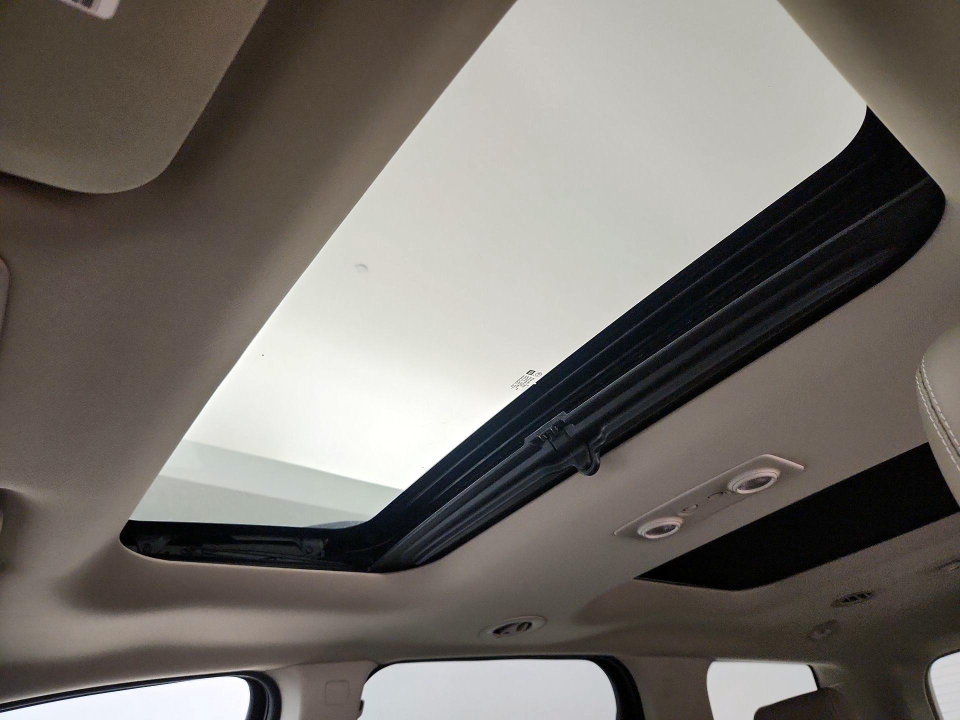 Thumbnail: 2016 GMC Acadia - 20