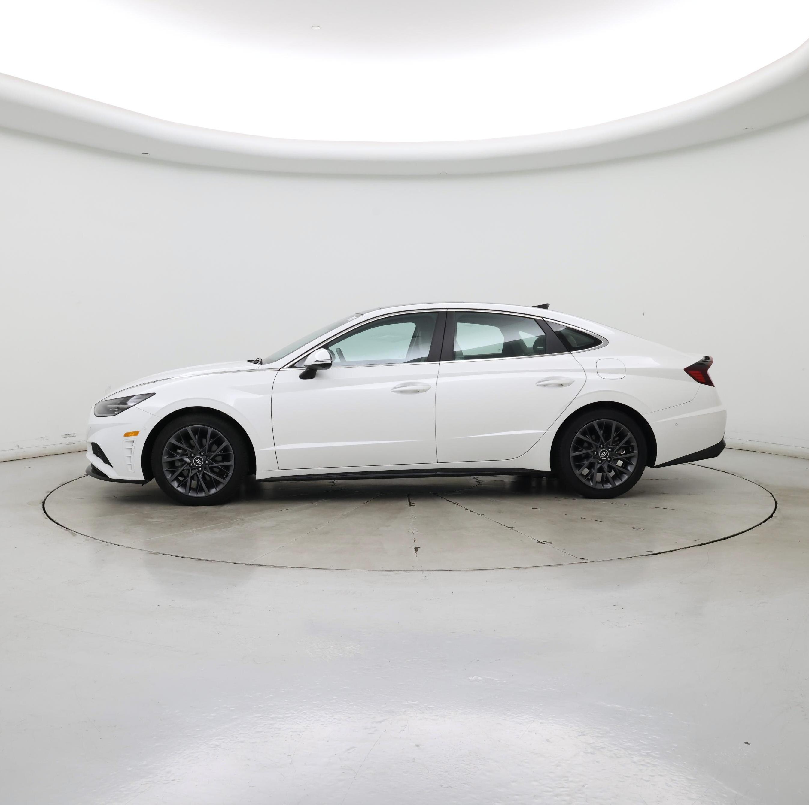 Thumbnail: 2022 Hyundai Sonata - 3
