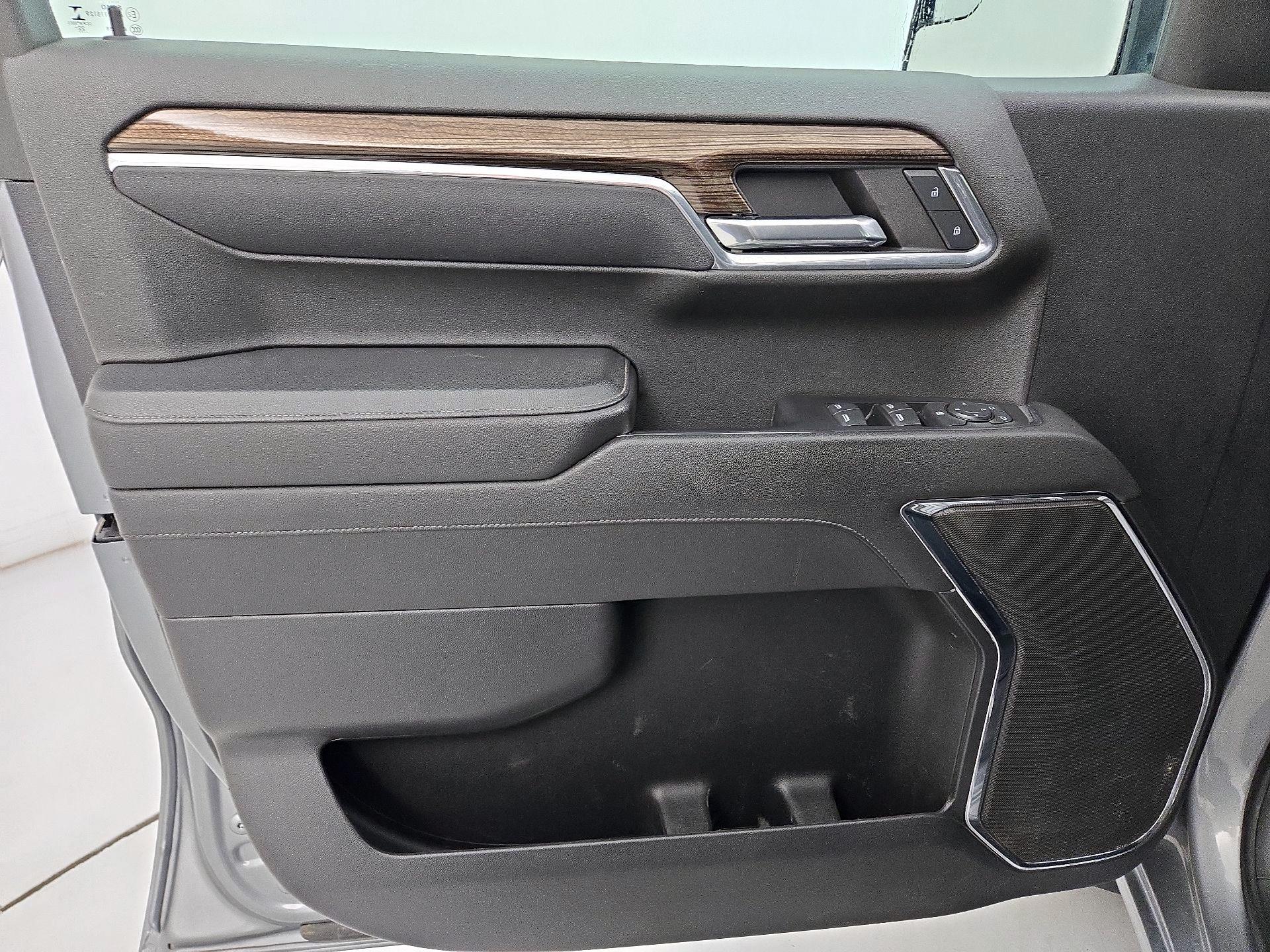 Thumbnail: 2023 Chevrolet Silverado 1500 - 12