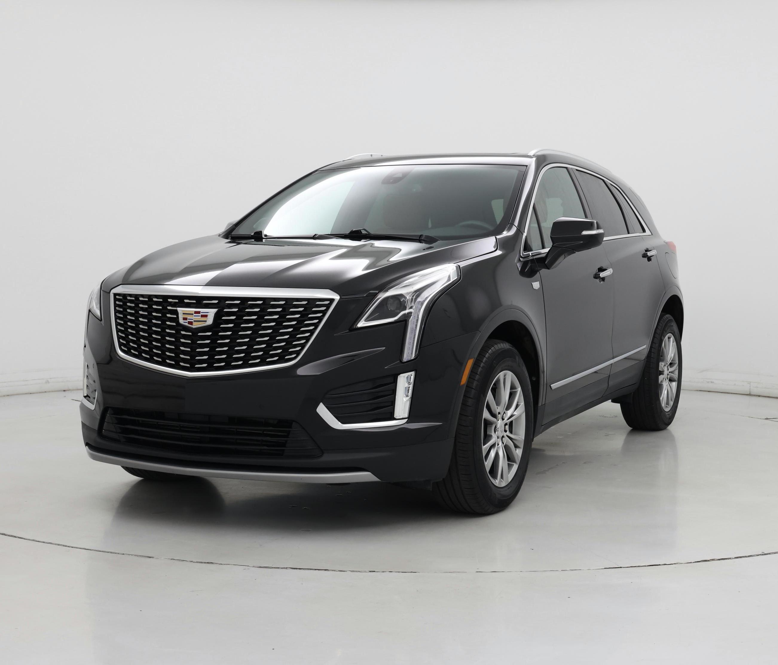 Thumbnail: 2023 Cadillac XT5 - 4