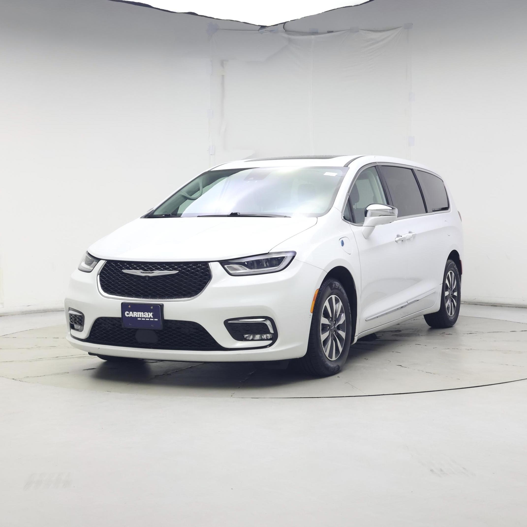Thumbnail: 2022 Chrysler Pacifica - 4