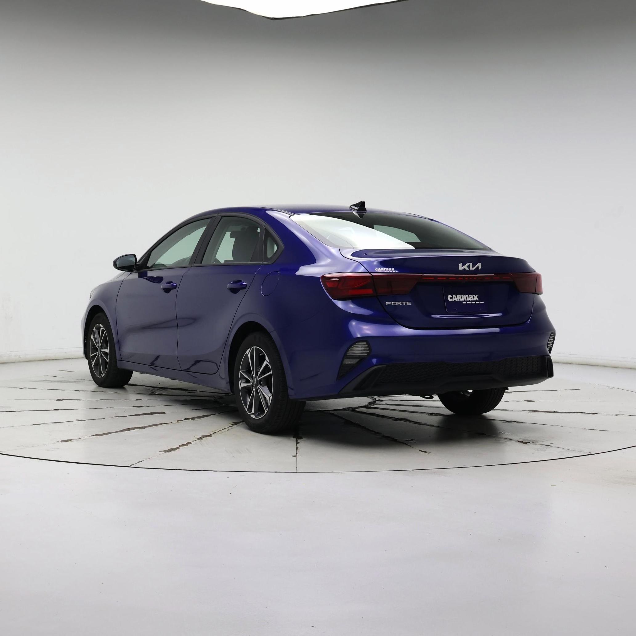 Thumbnail: 2022 Kia Forte - 2