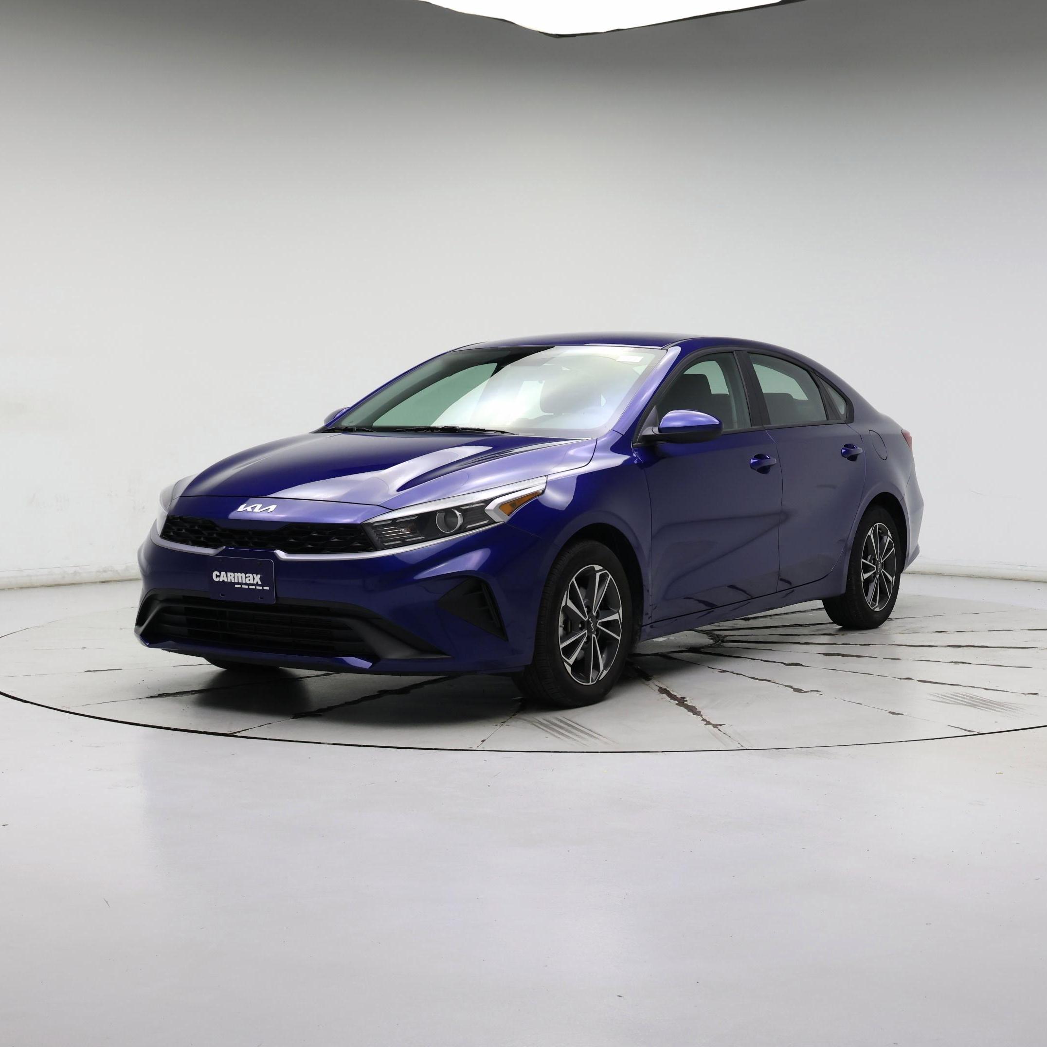 Thumbnail: 2022 Kia Forte - 4