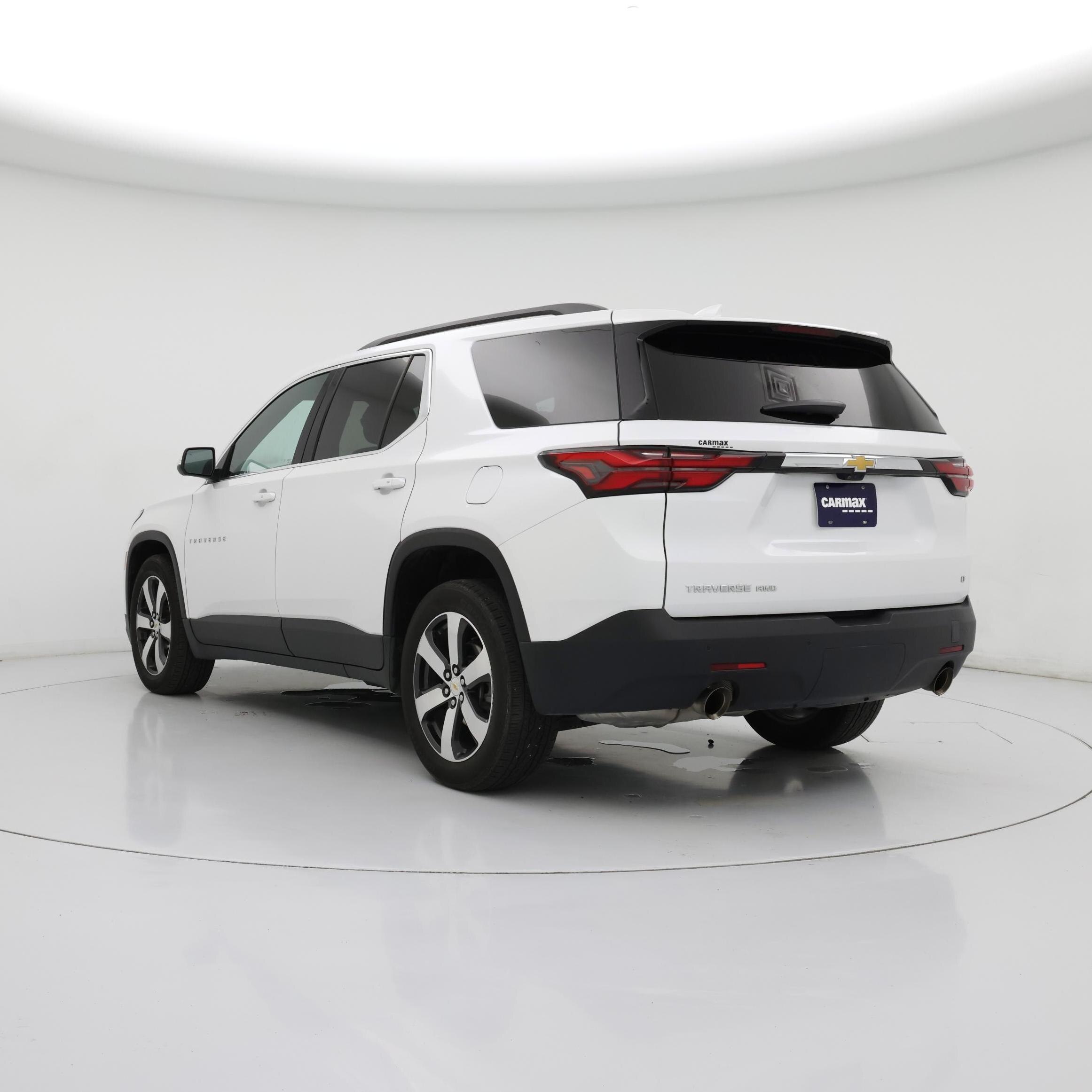 Thumbnail: 2022 Chevrolet Traverse - 2