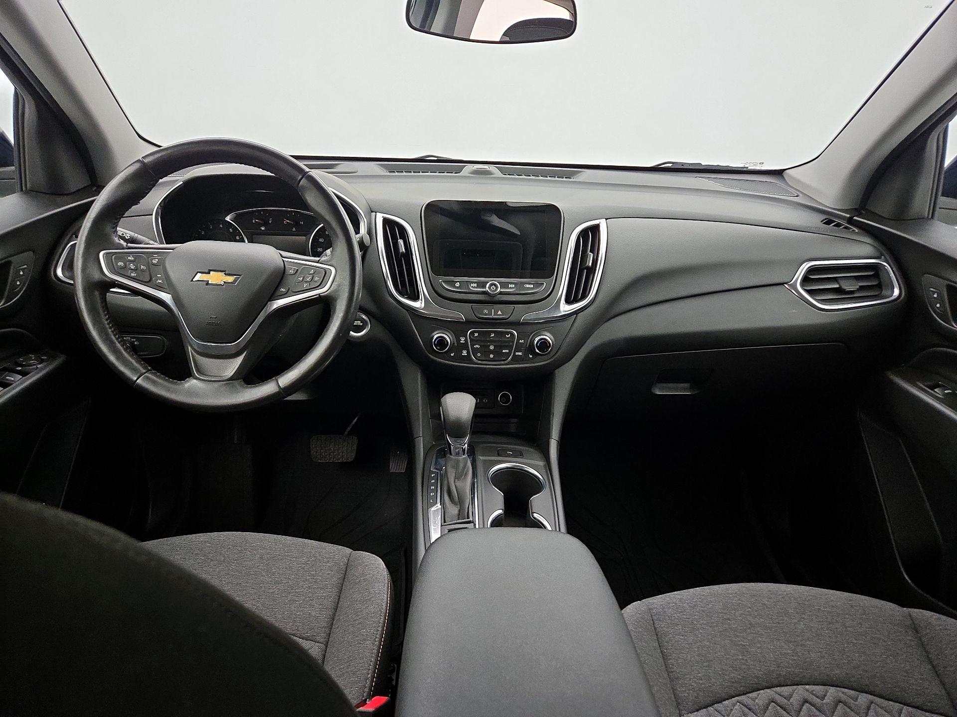 Thumbnail: 2022 Chevrolet Equinox - 9