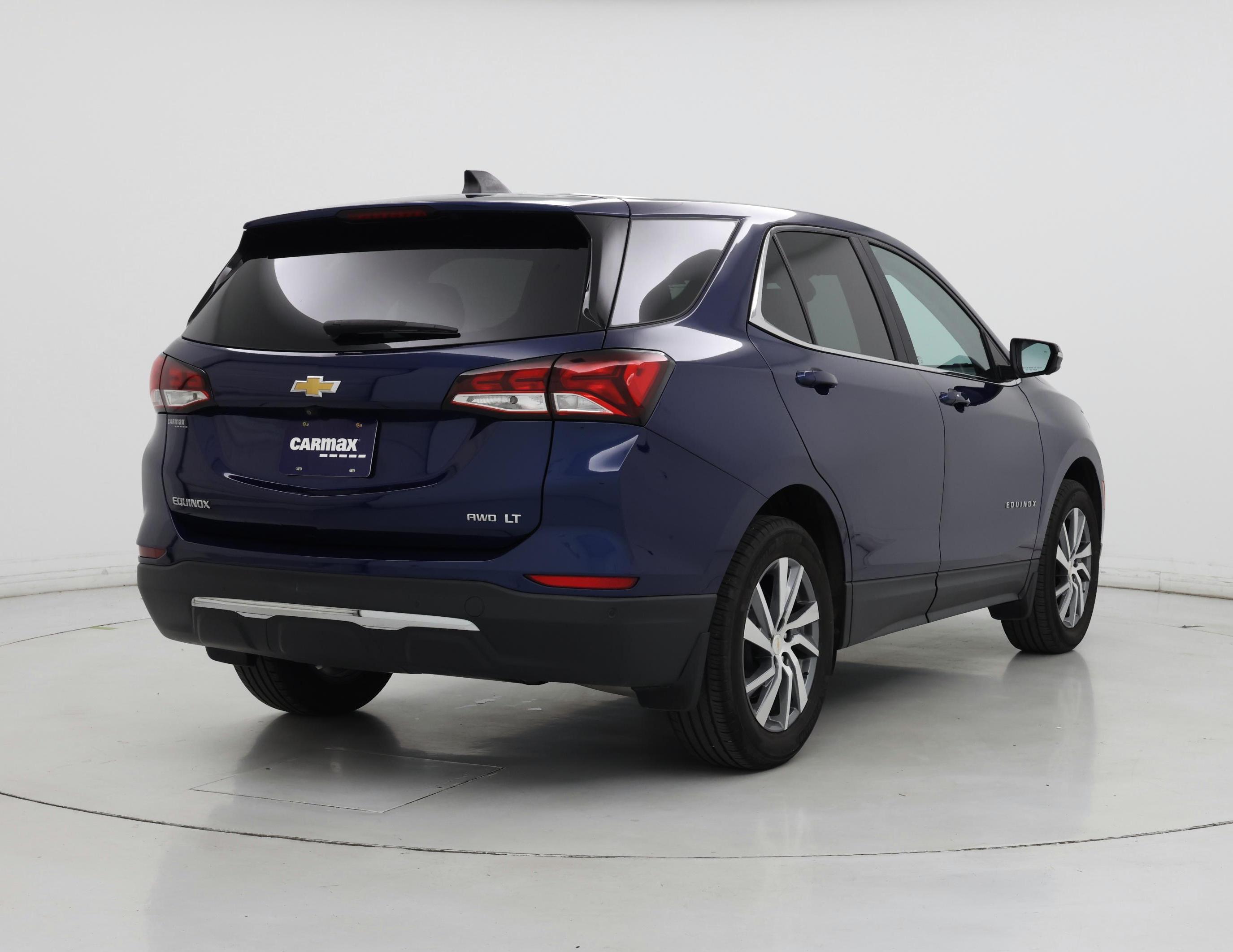 Thumbnail: 2022 Chevrolet Equinox - 8