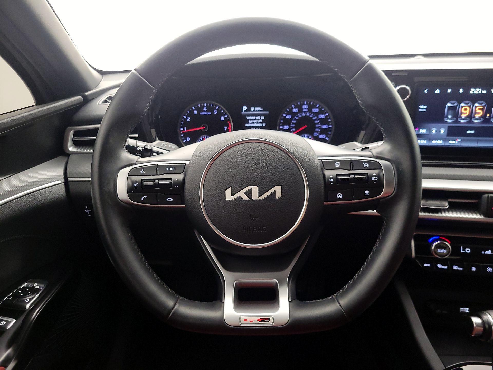 Thumbnail: 2022 Kia K5 - 10