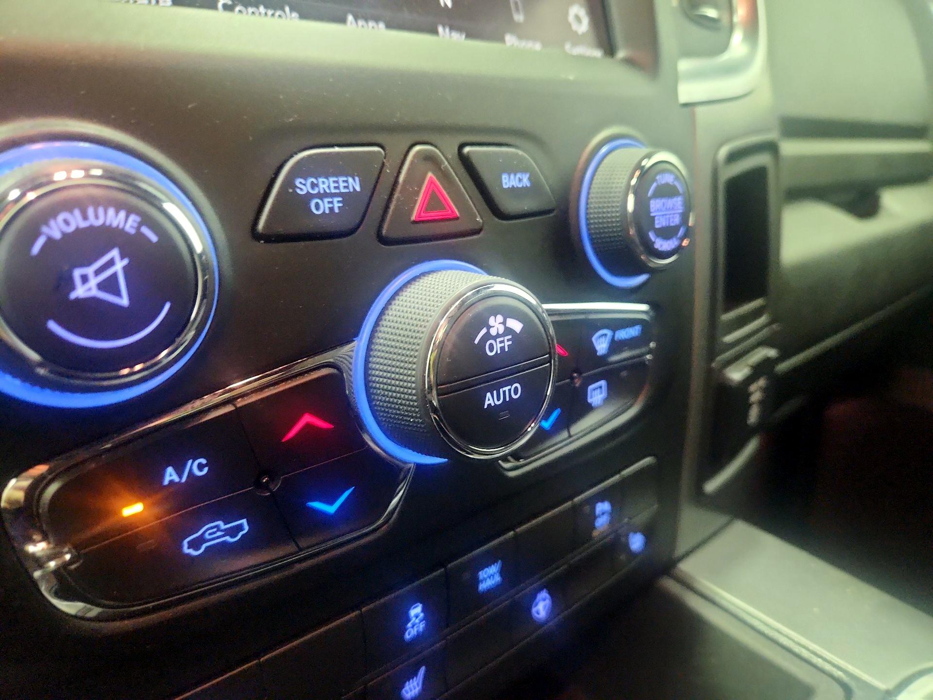 Thumbnail: 2022 RAM 1500 Classic - 17