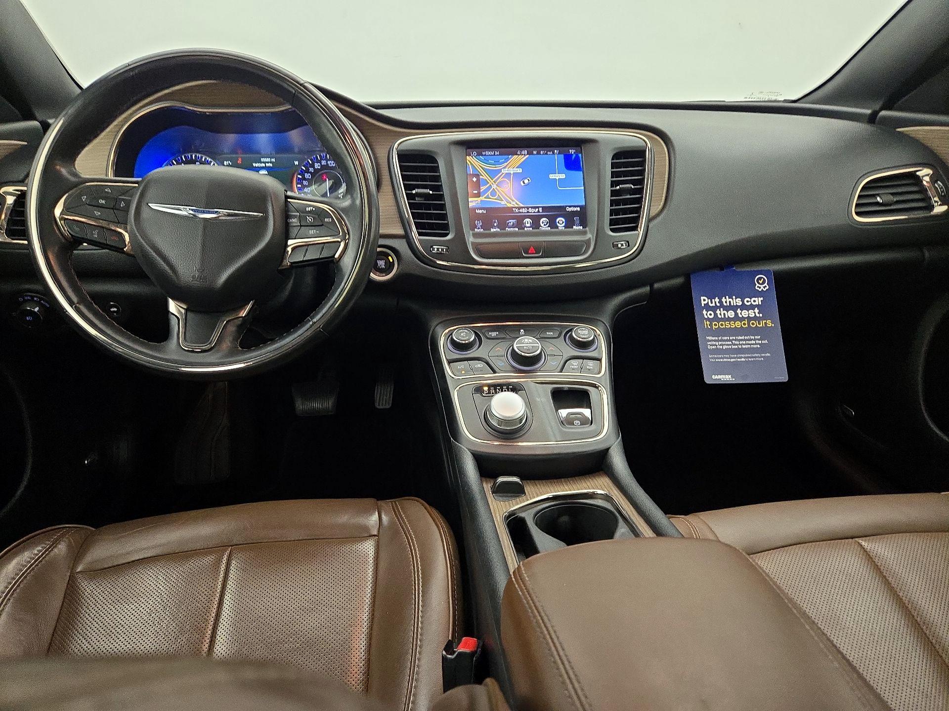 Thumbnail: 2016 Chrysler 200 - 9