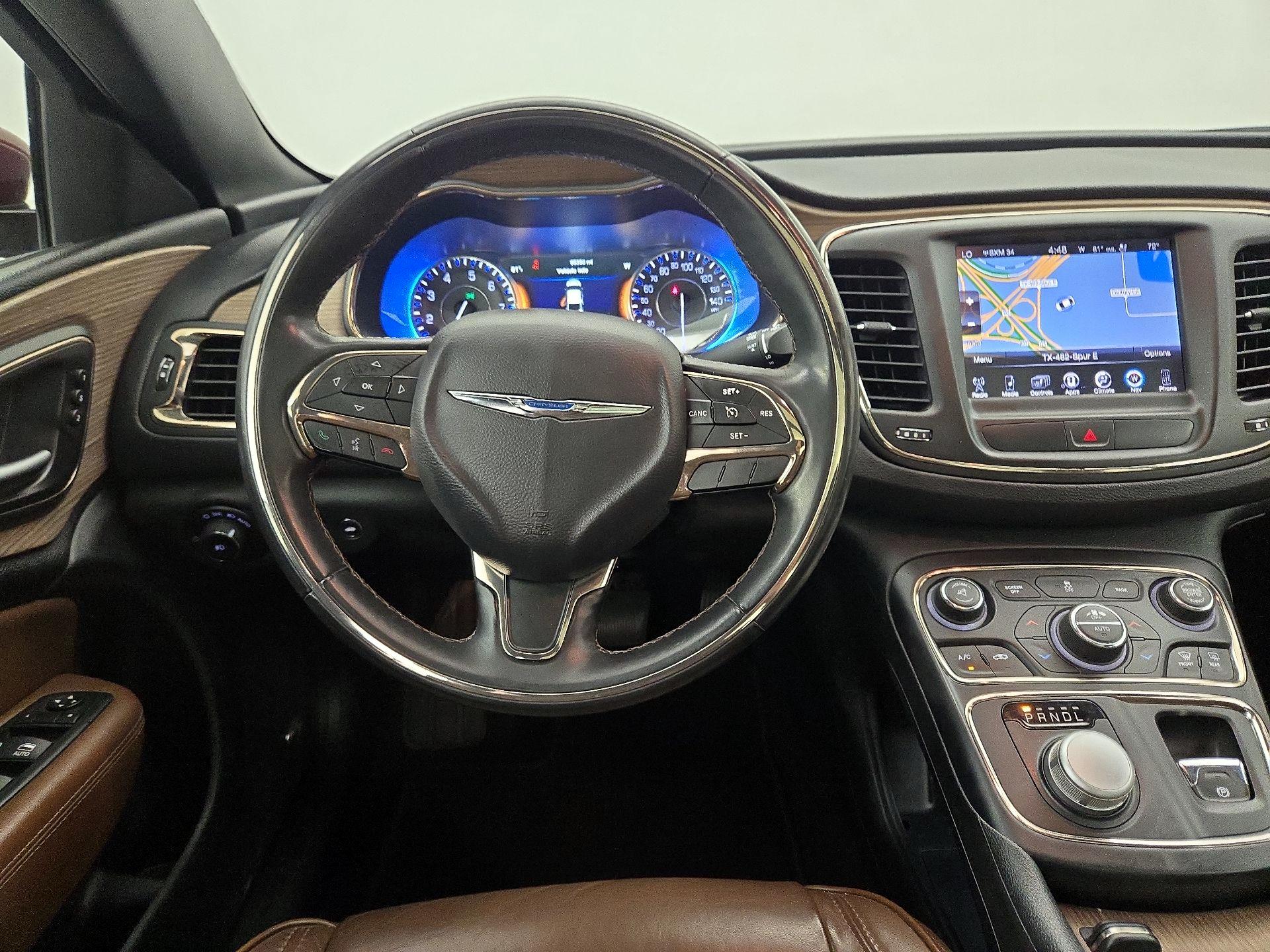 Thumbnail: 2016 Chrysler 200 - 10