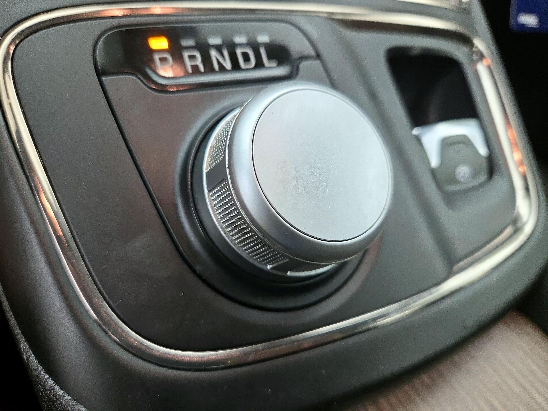 Thumbnail: 2016 Chrysler 200 - 18