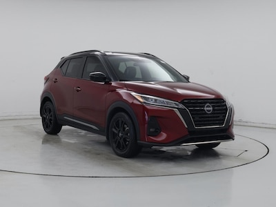 Red 2024 Nissan Kicks SR