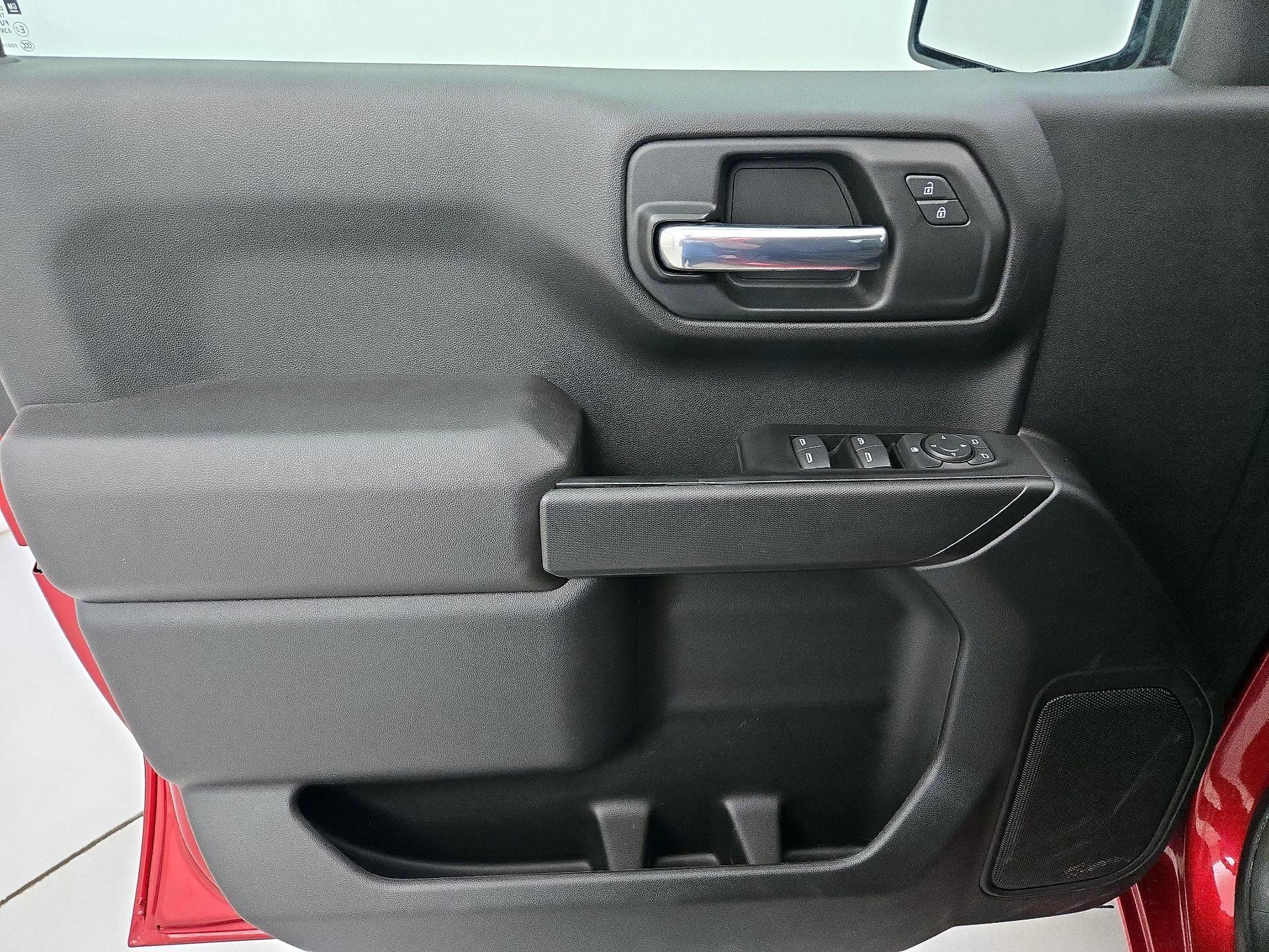Thumbnail: 2022 Chevrolet Silverado 1500 - 12