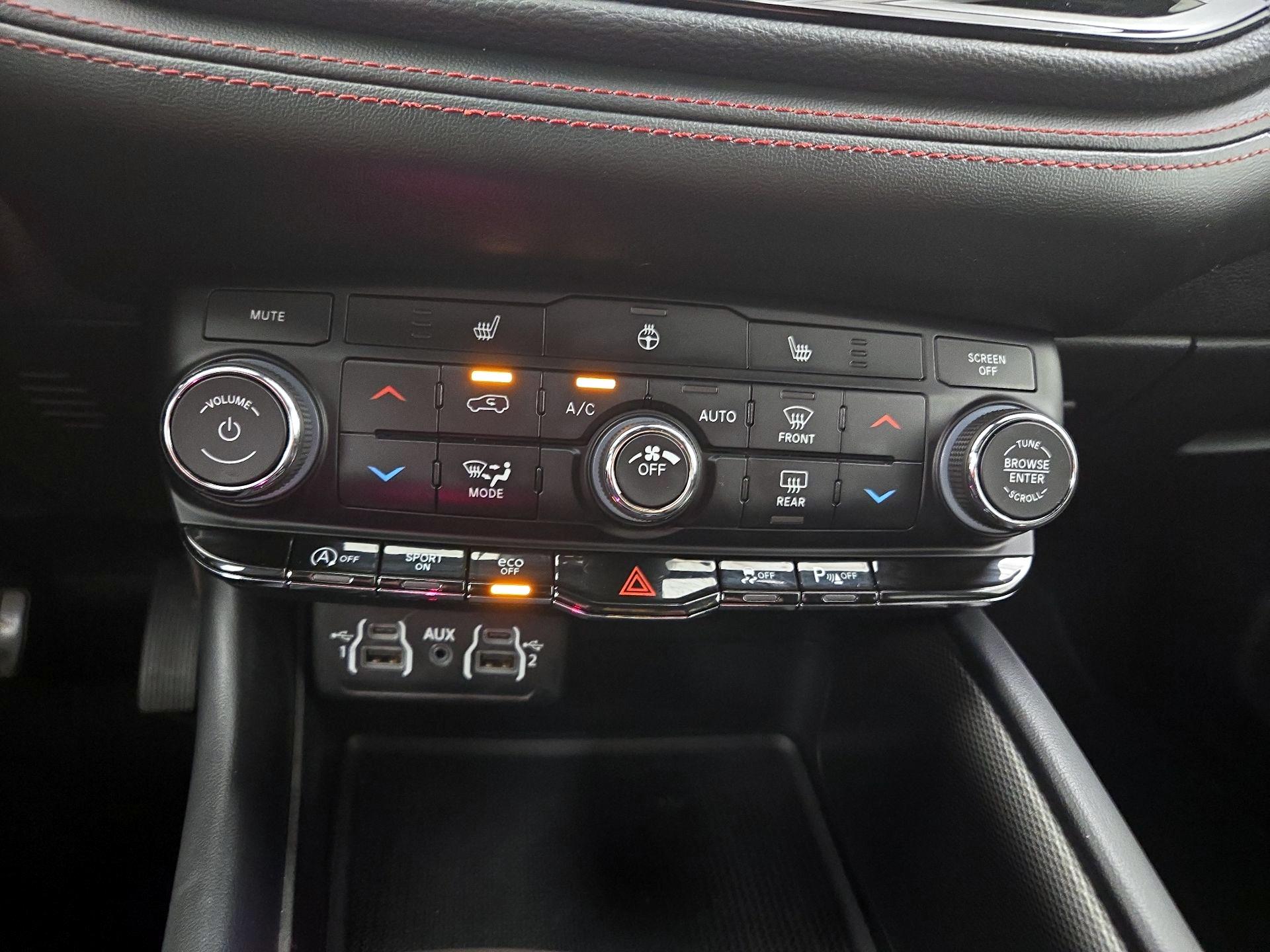 Thumbnail: 2023 Dodge Durango - 17